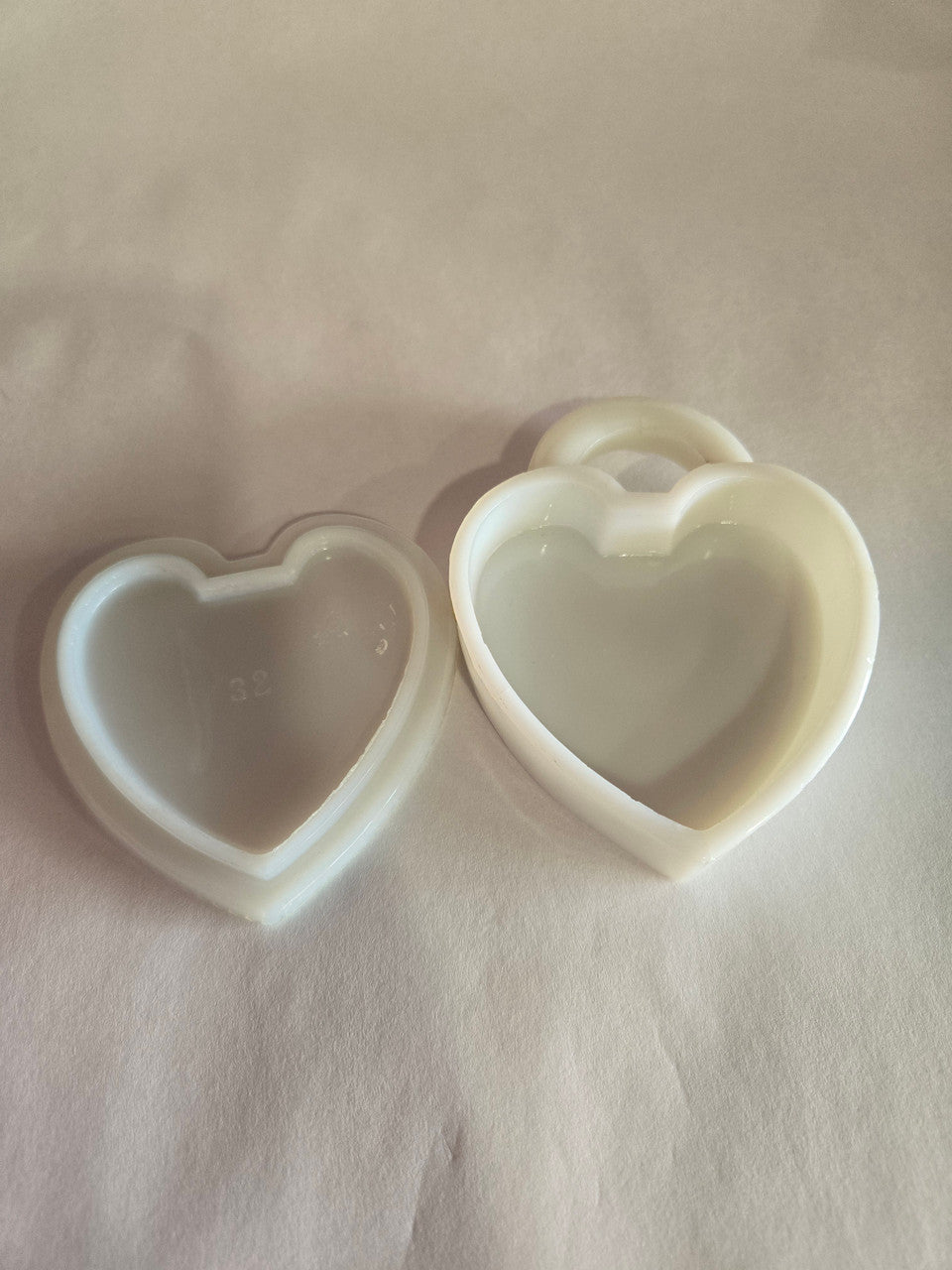 Vintage Milk Glass Trinket Jewelry Box w/ Lid