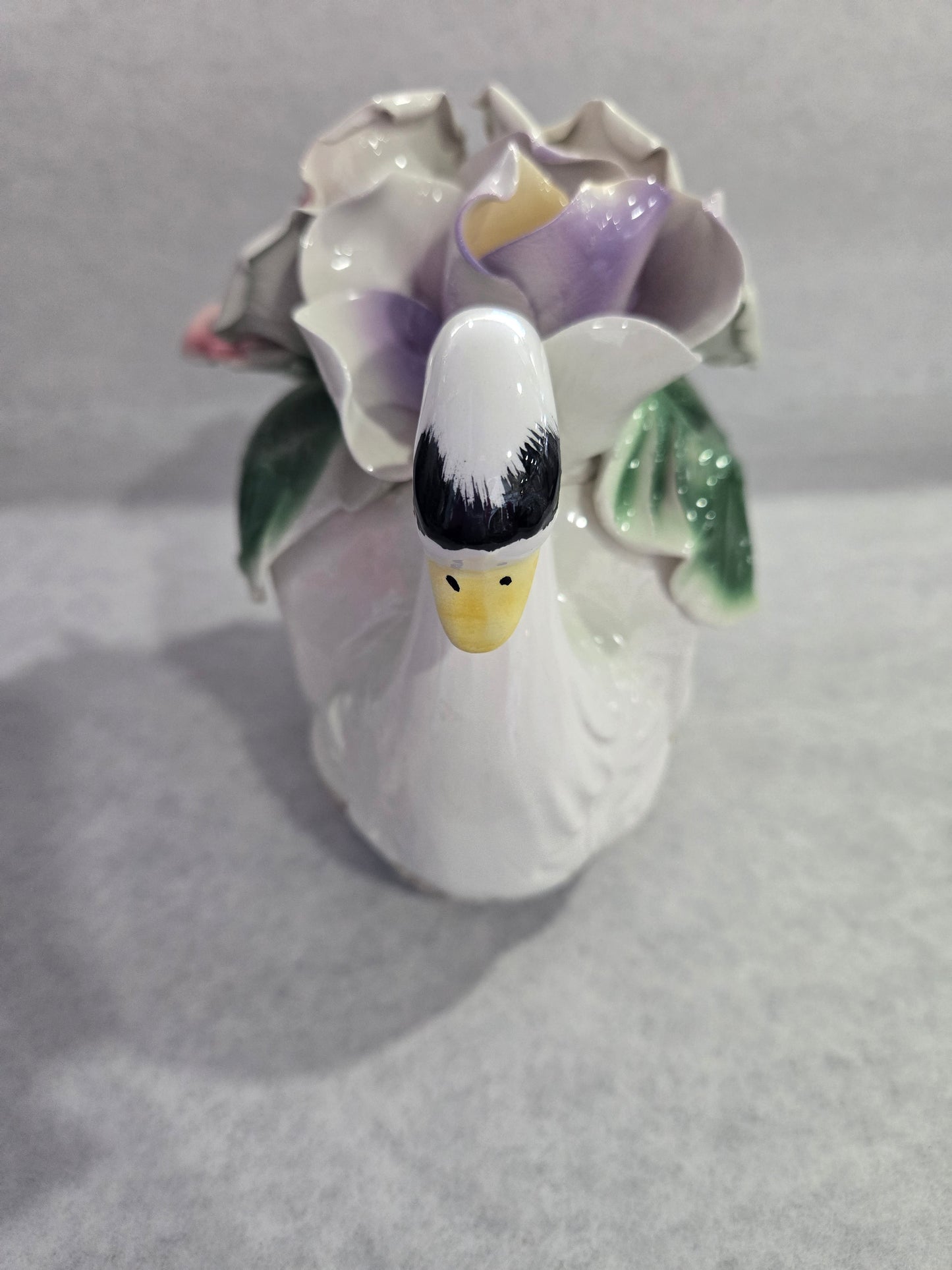 Vintage Capodimonte Swan w/ 3 Roses