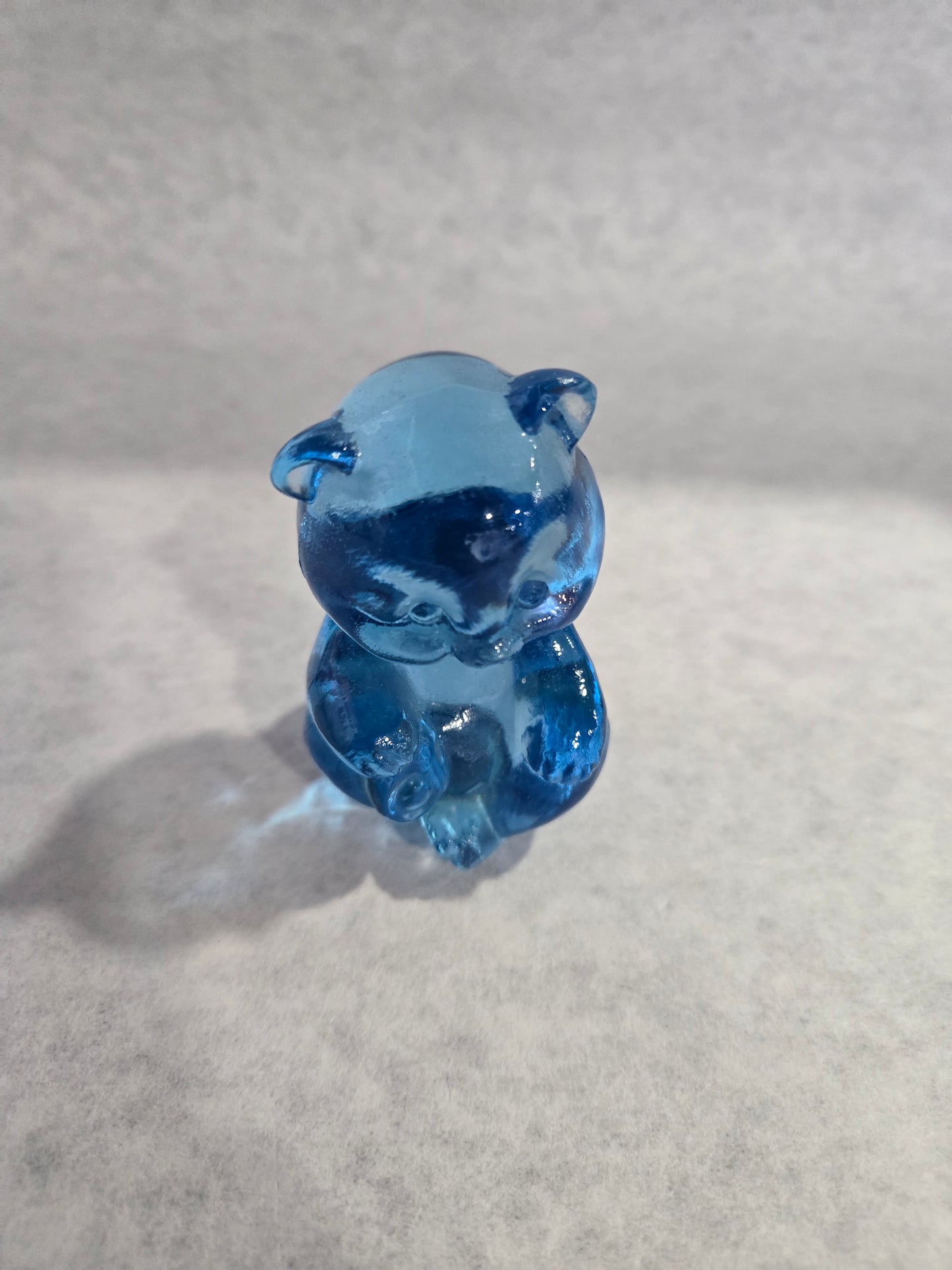 Vintage Fenton Ice Blue Small Bear AS IS