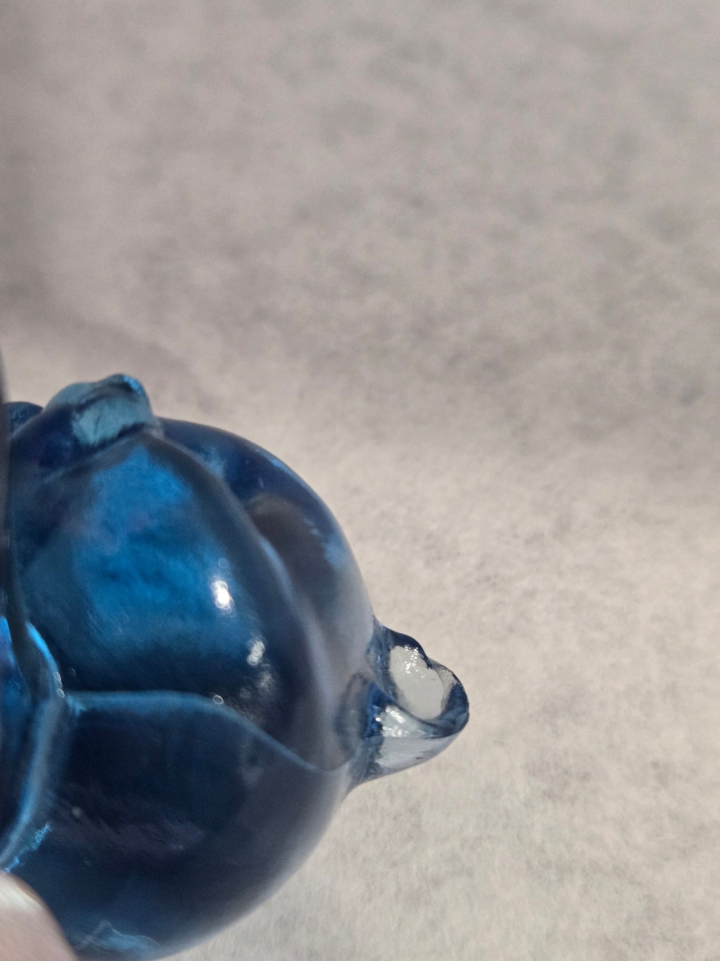 Vintage Fenton Ice Blue Small Bear AS IS