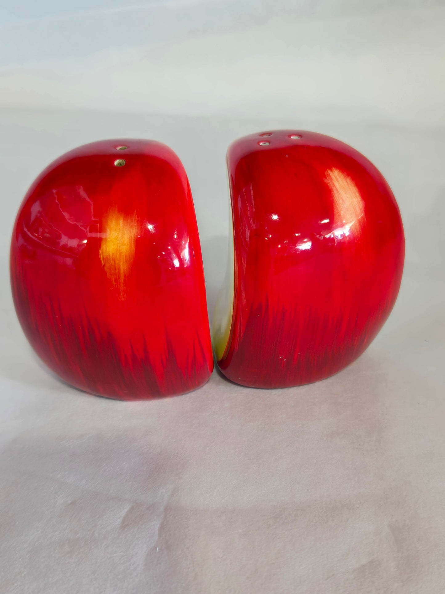 ceramic salt and pepper apple slices set on matching tray