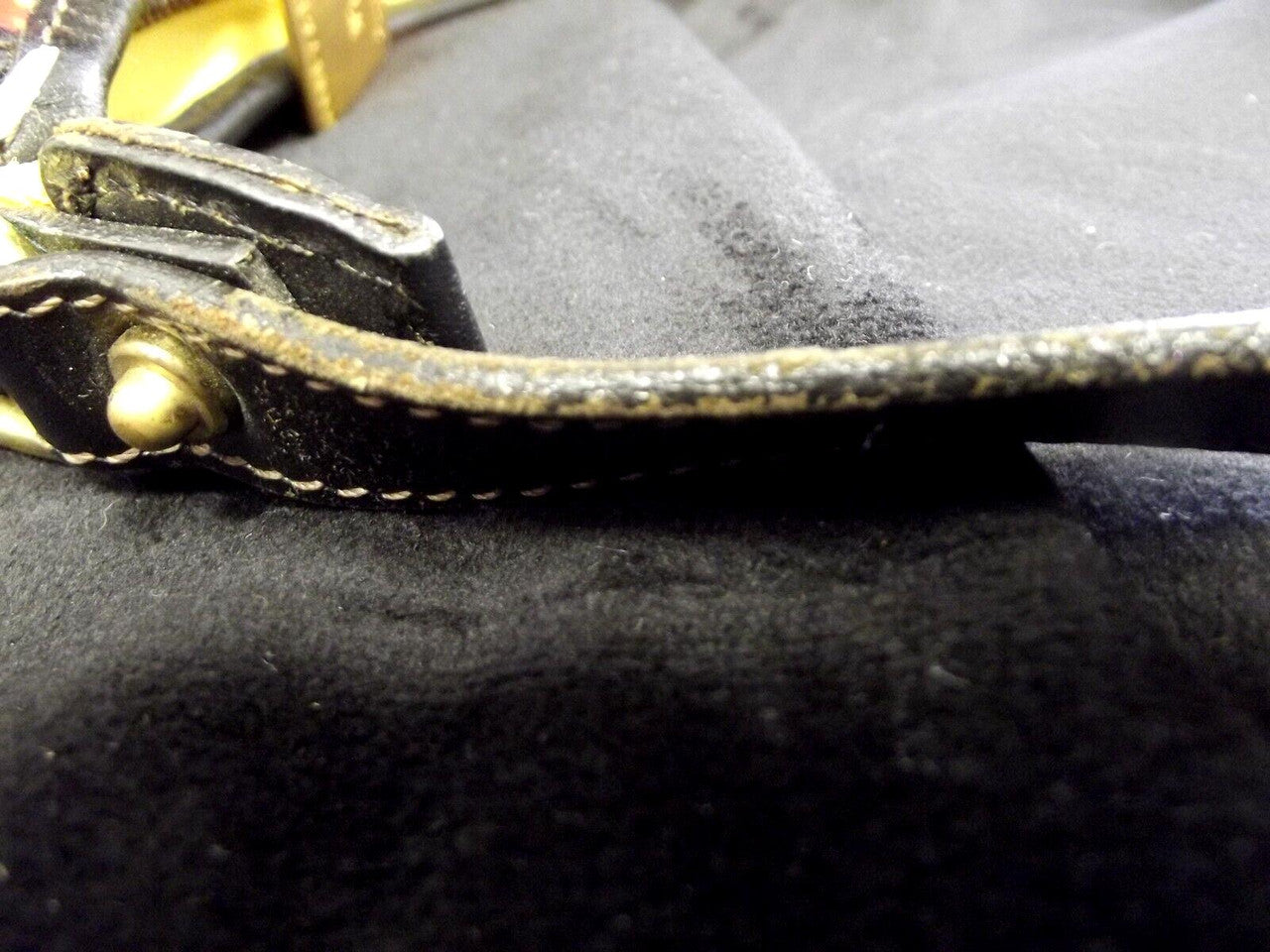 Vintage Dooney Bourke Cabrio Hobo Bag