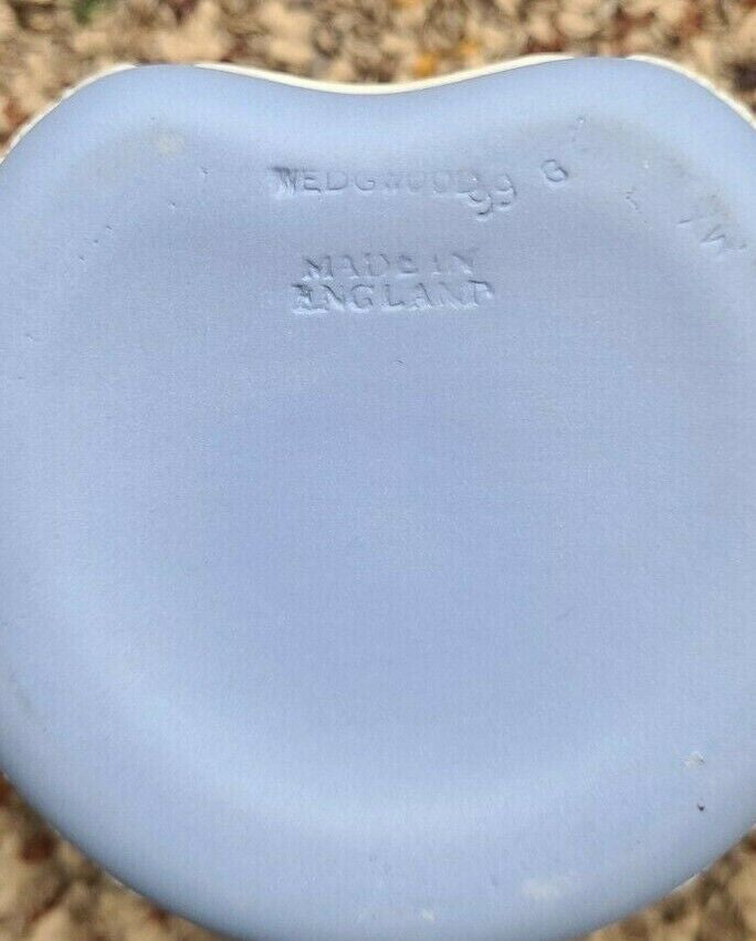 Vintage Wedgwood Jasperware blue trinket box