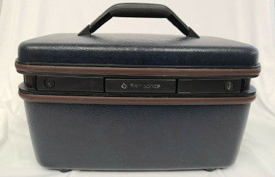 Vintage Samsonite Navy Blue Silhouette Train Case
