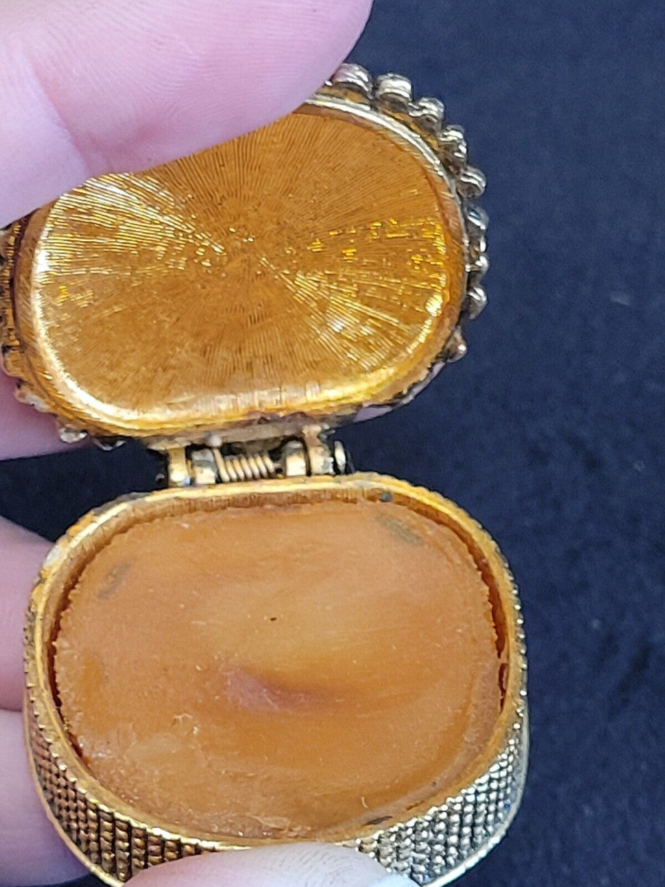 Max Factor Golden Woods Antiqued Cabochon Creme Perfume Compact