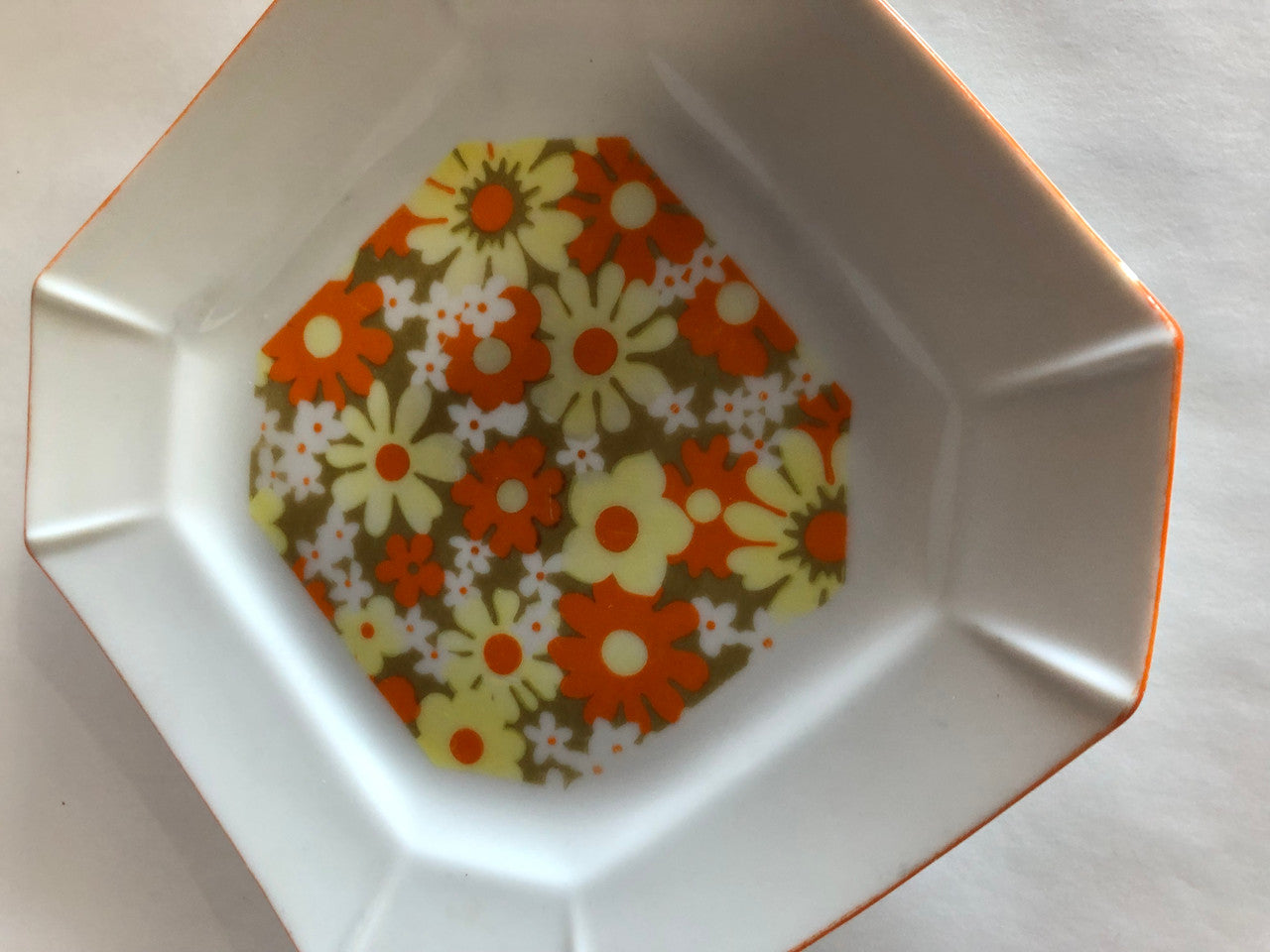 Vintage Orange & Yellow Daisy Plate