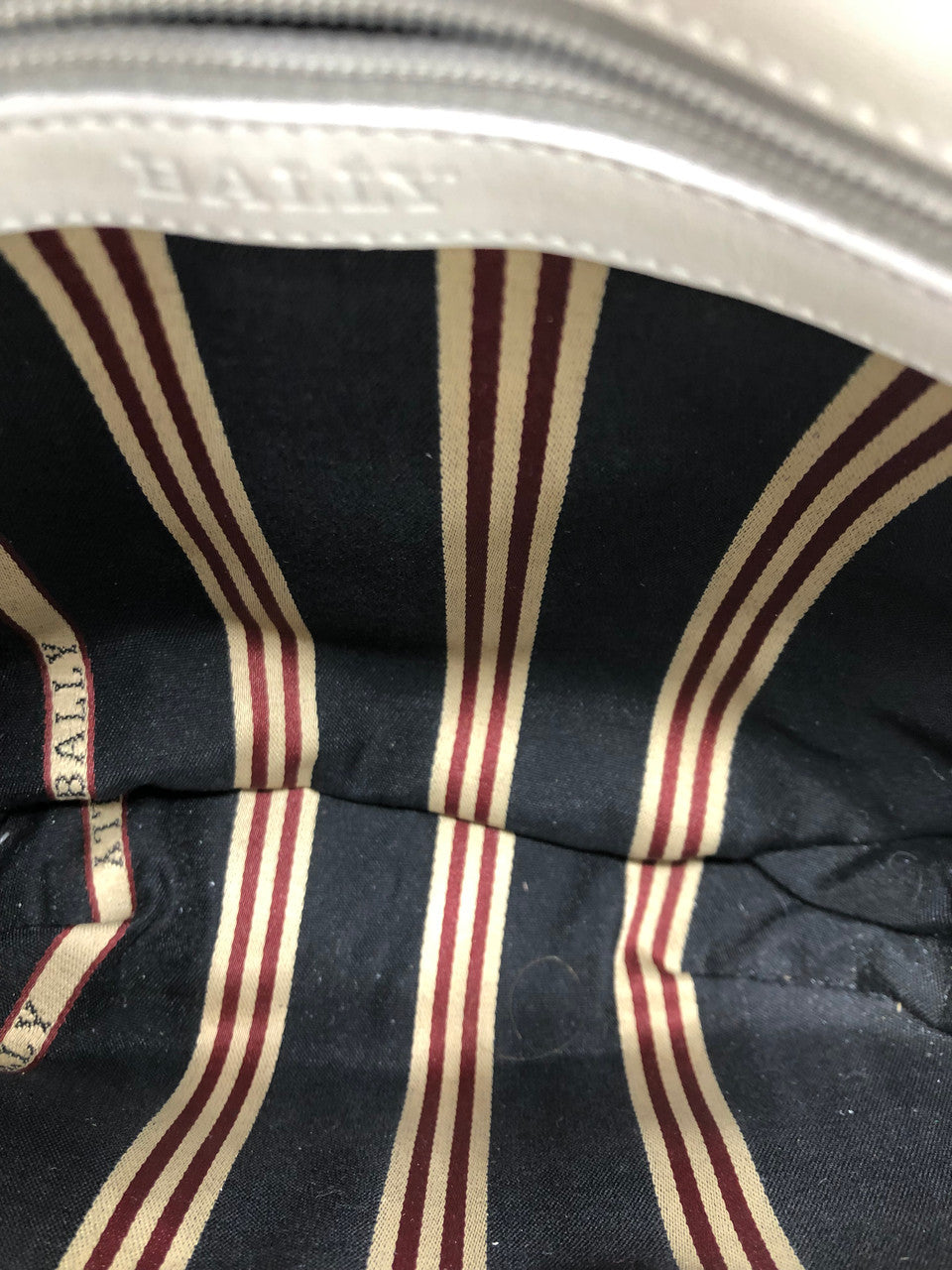 Bally white leather shoulder bag