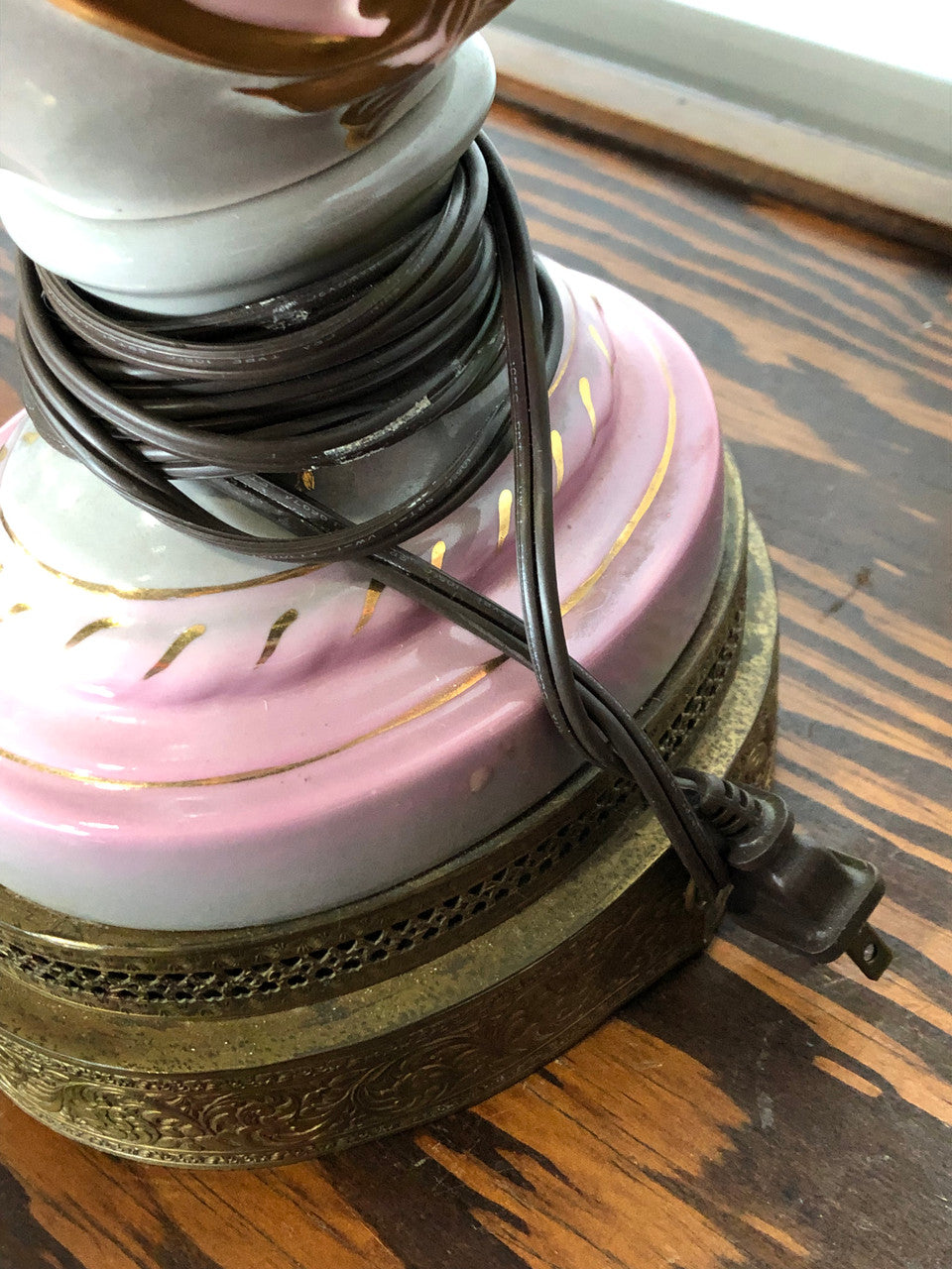 Vintage Victorian Pink Rose & Gray Lamps