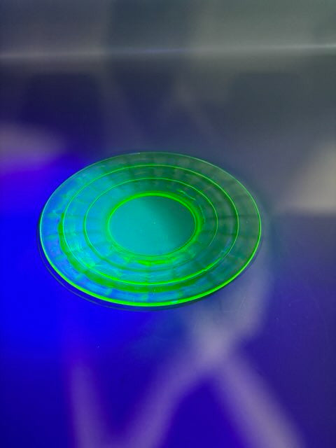 Uranium green spiral bread plate