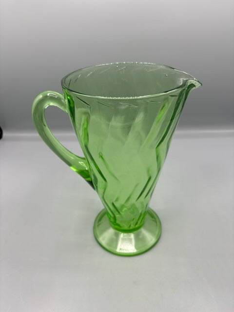1920 Uranium optic pitcher