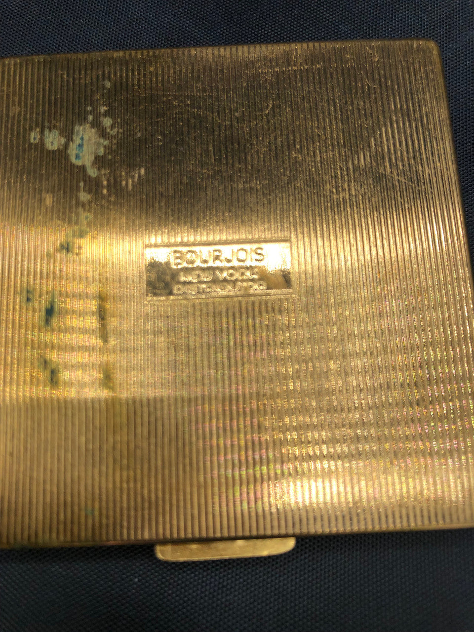 Bourjois Gold Vintage Compact