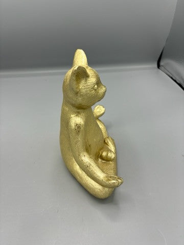 Golden textured Yoga cat