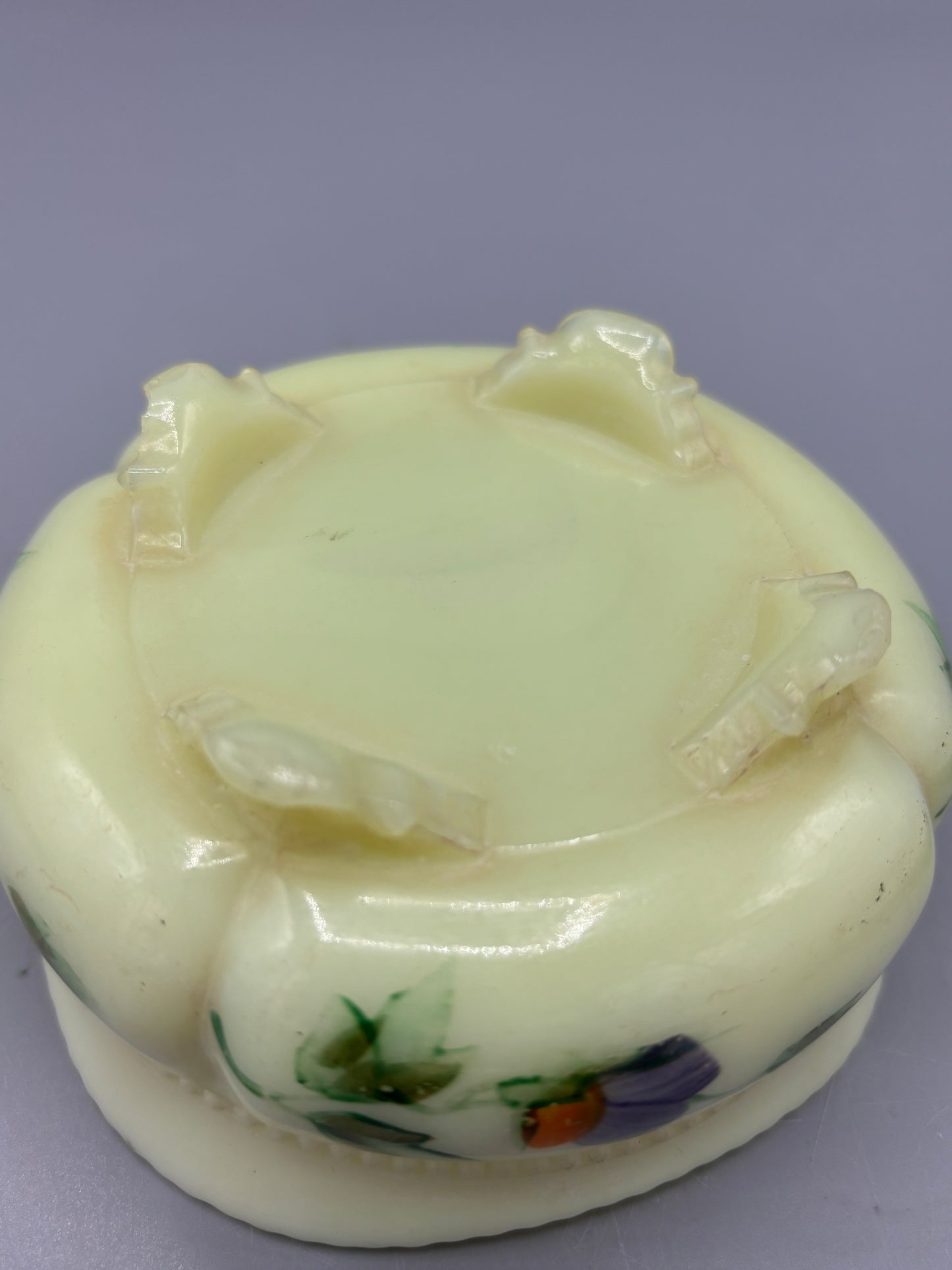 Yellow Custard "Georgia Gem" dish by Tarentum