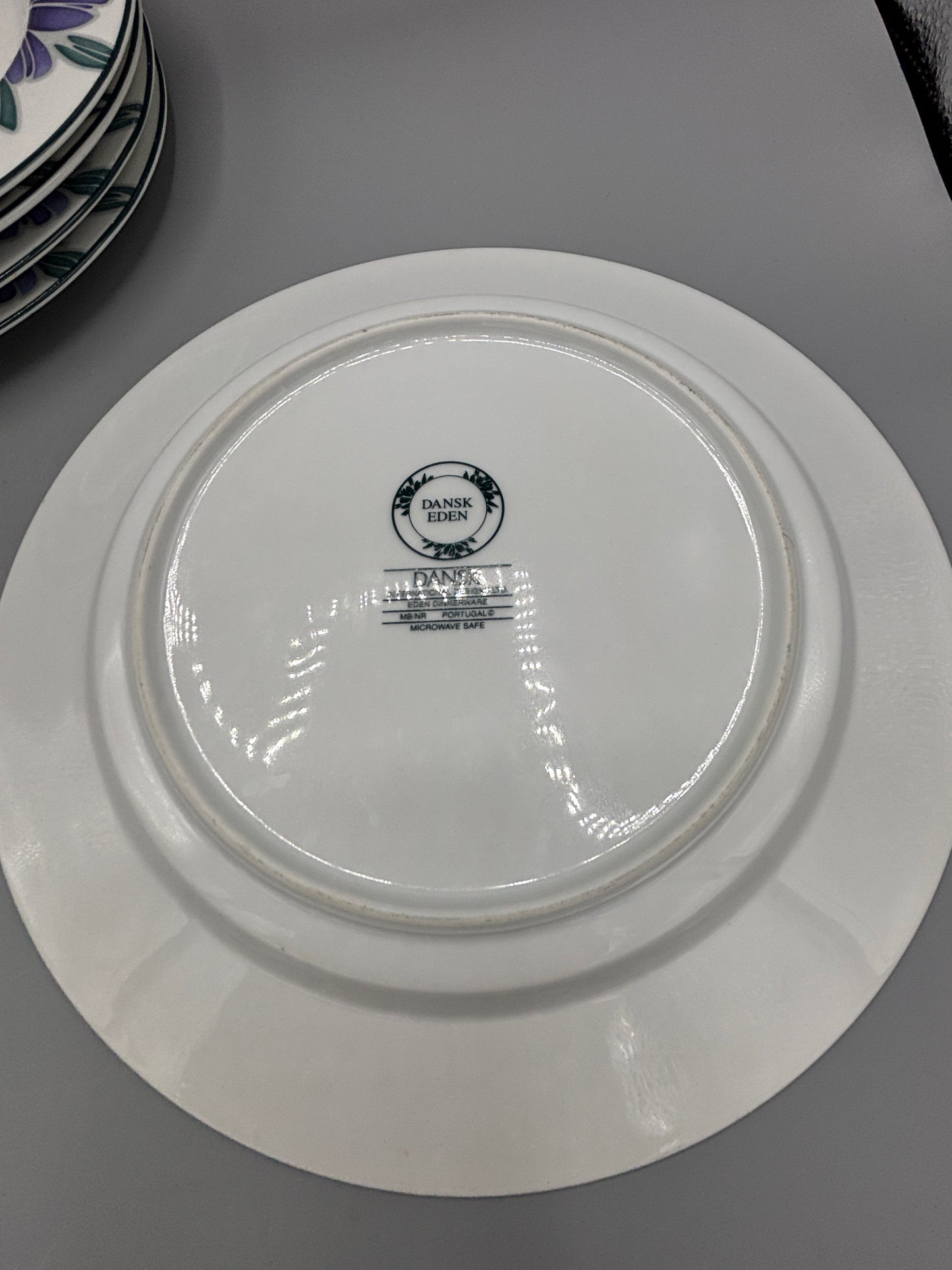 Dansk Eden dinner plates