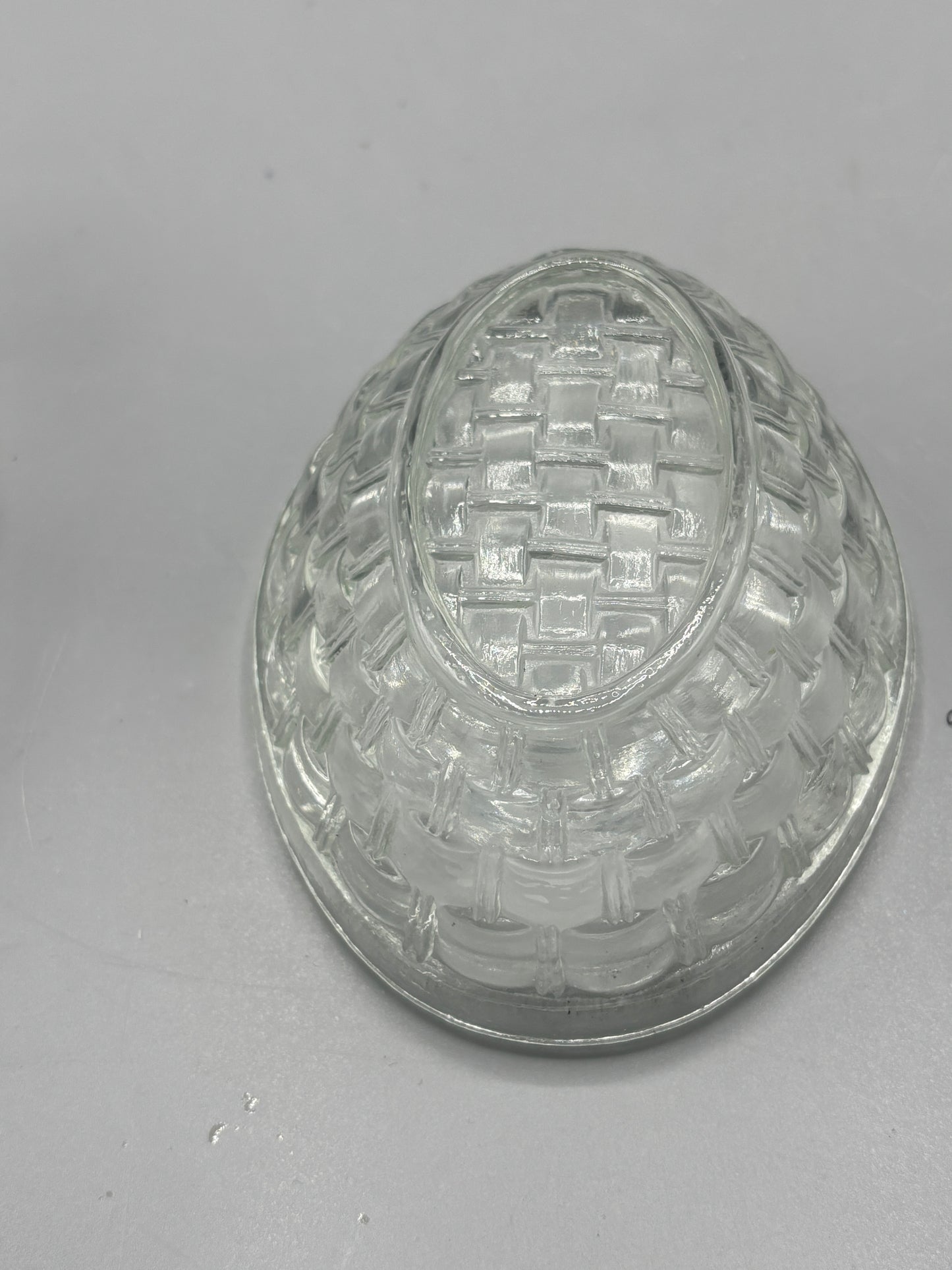Vintage L.E. Smith glass rabbit on nest
