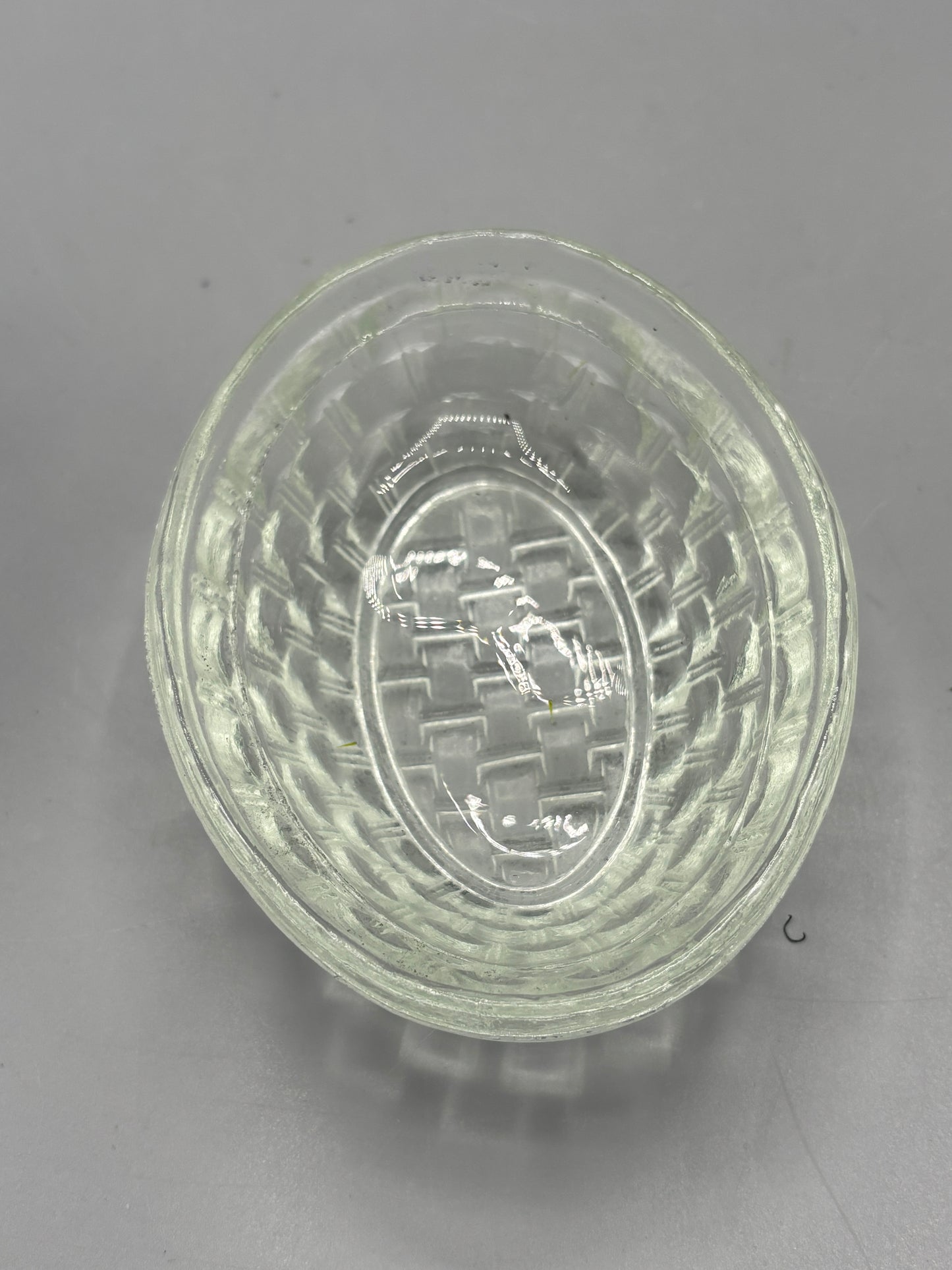Vintage L.E. Smith glass rabbit on nest