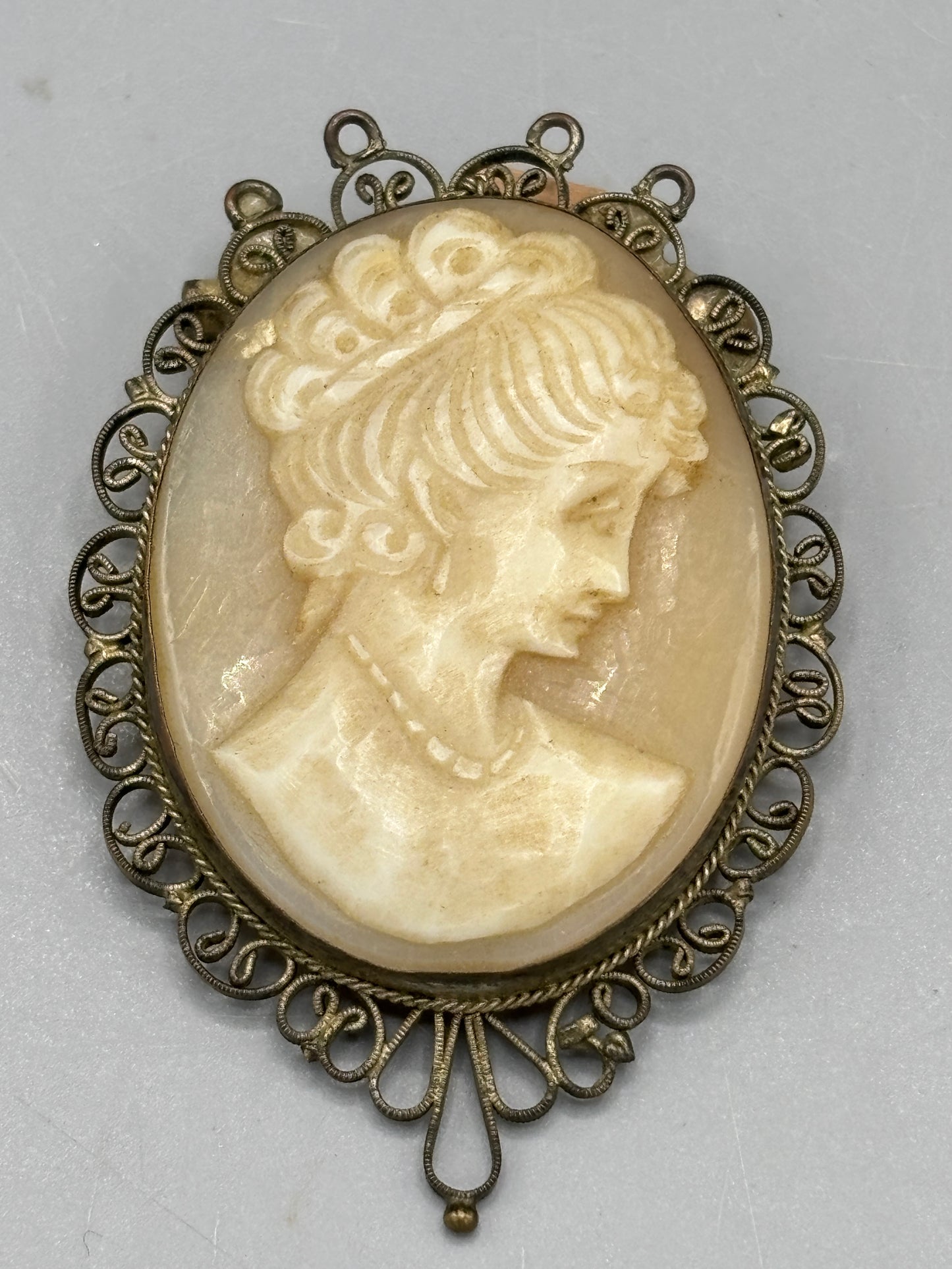 Silver filigree Cameo brooch