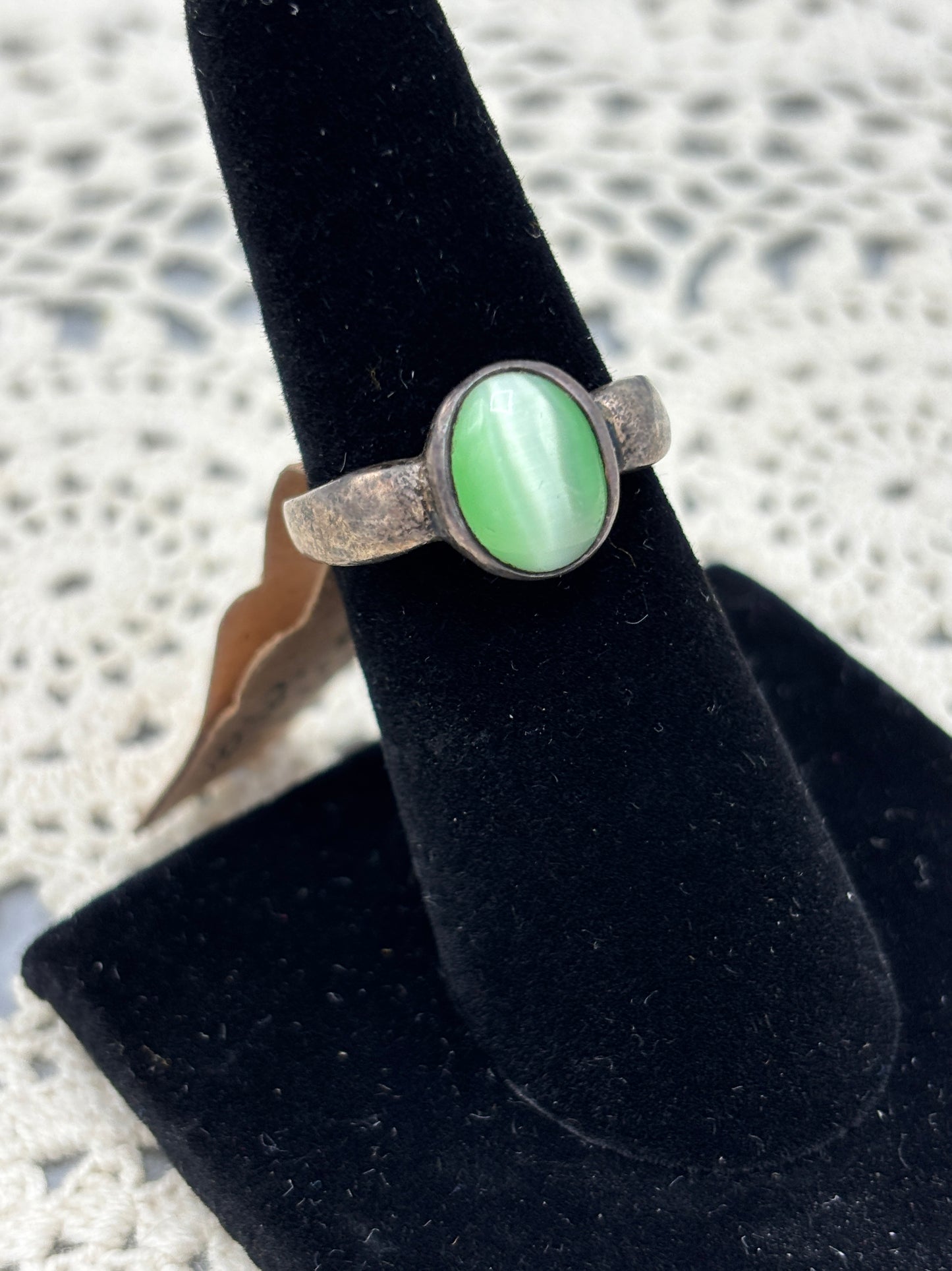 Sterling green cat eye ring