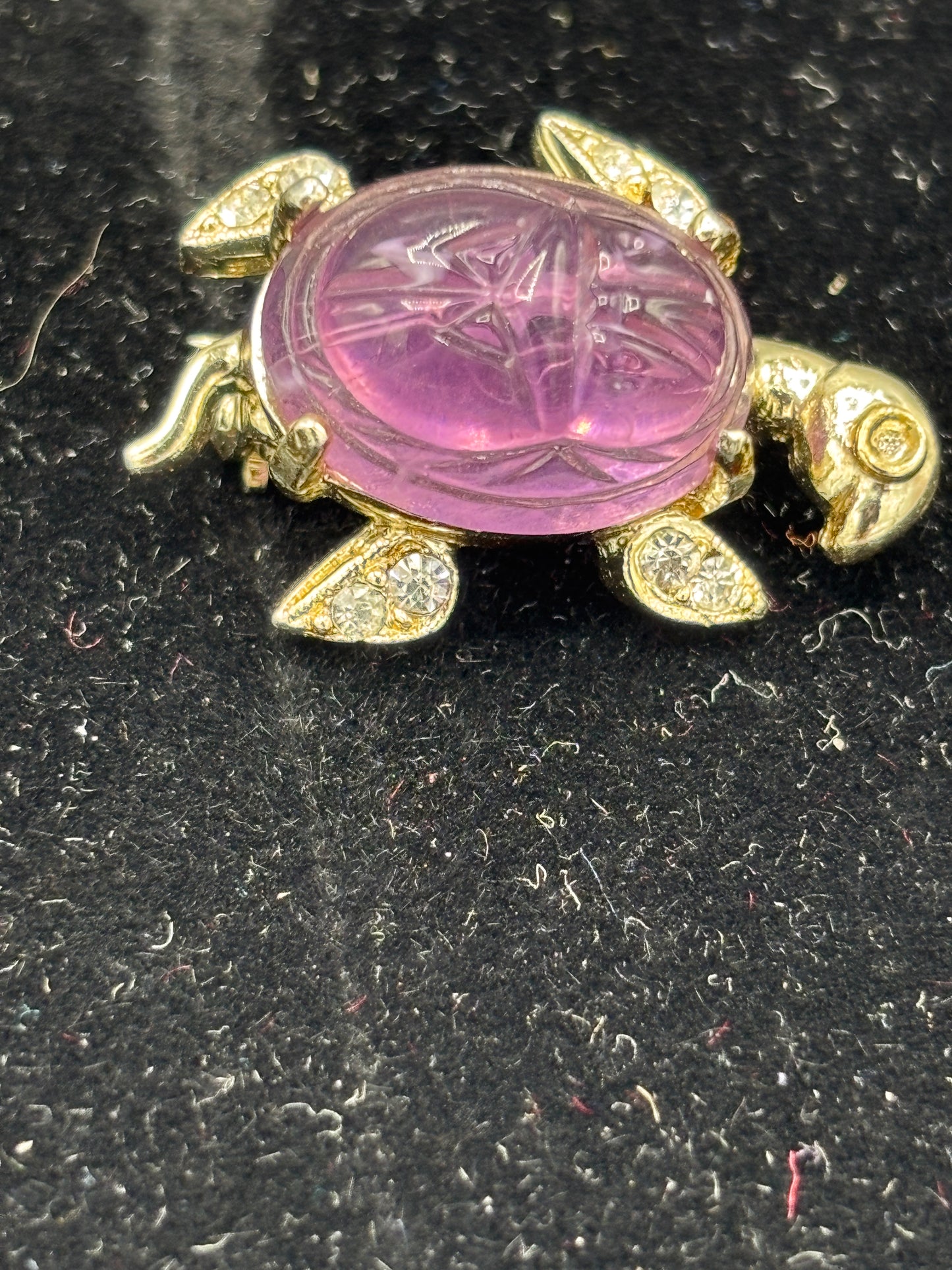 Vintage Weiss purple brooch