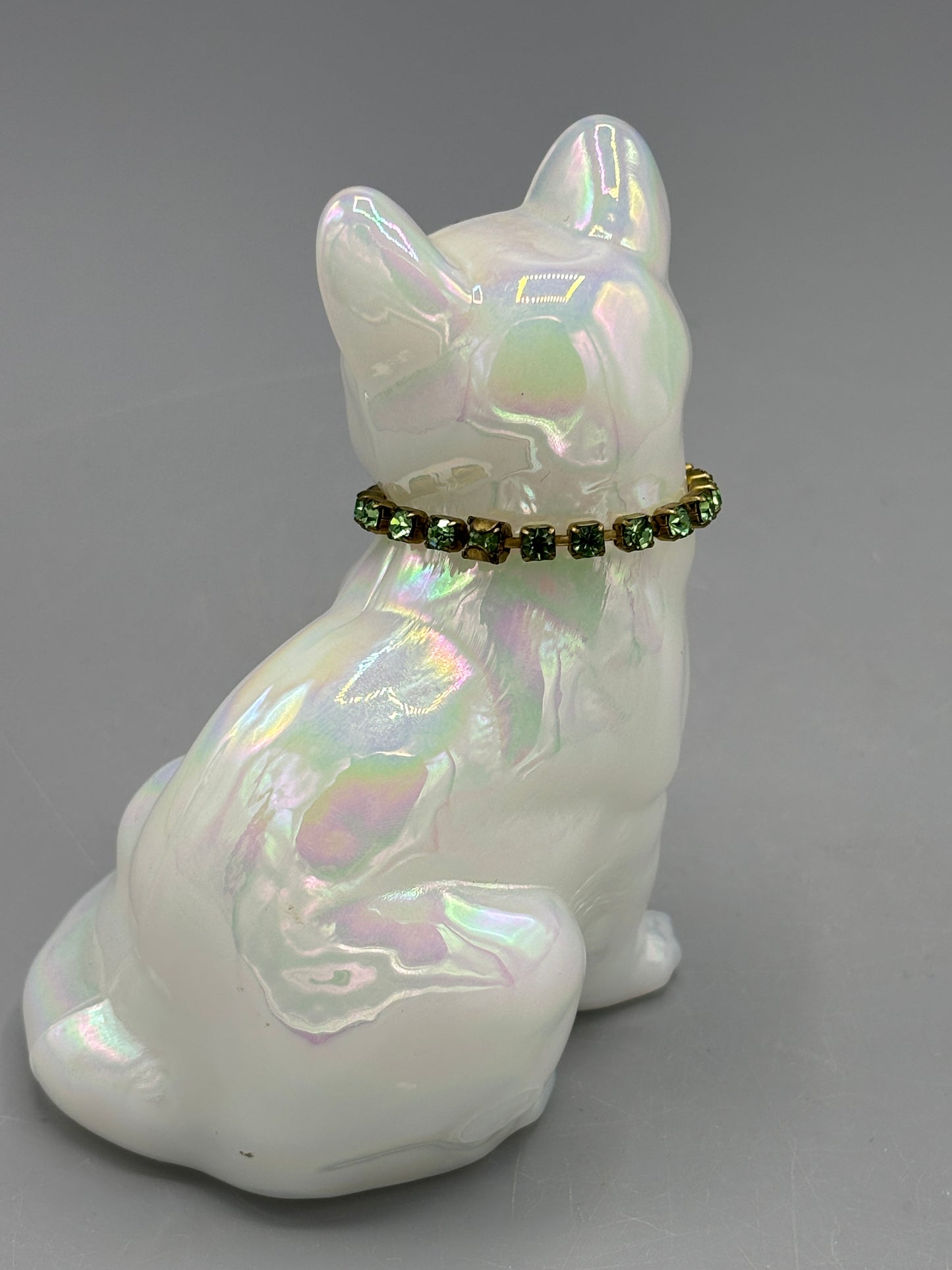 Vintage Fenton Iridescent white cat with rhinestone collar