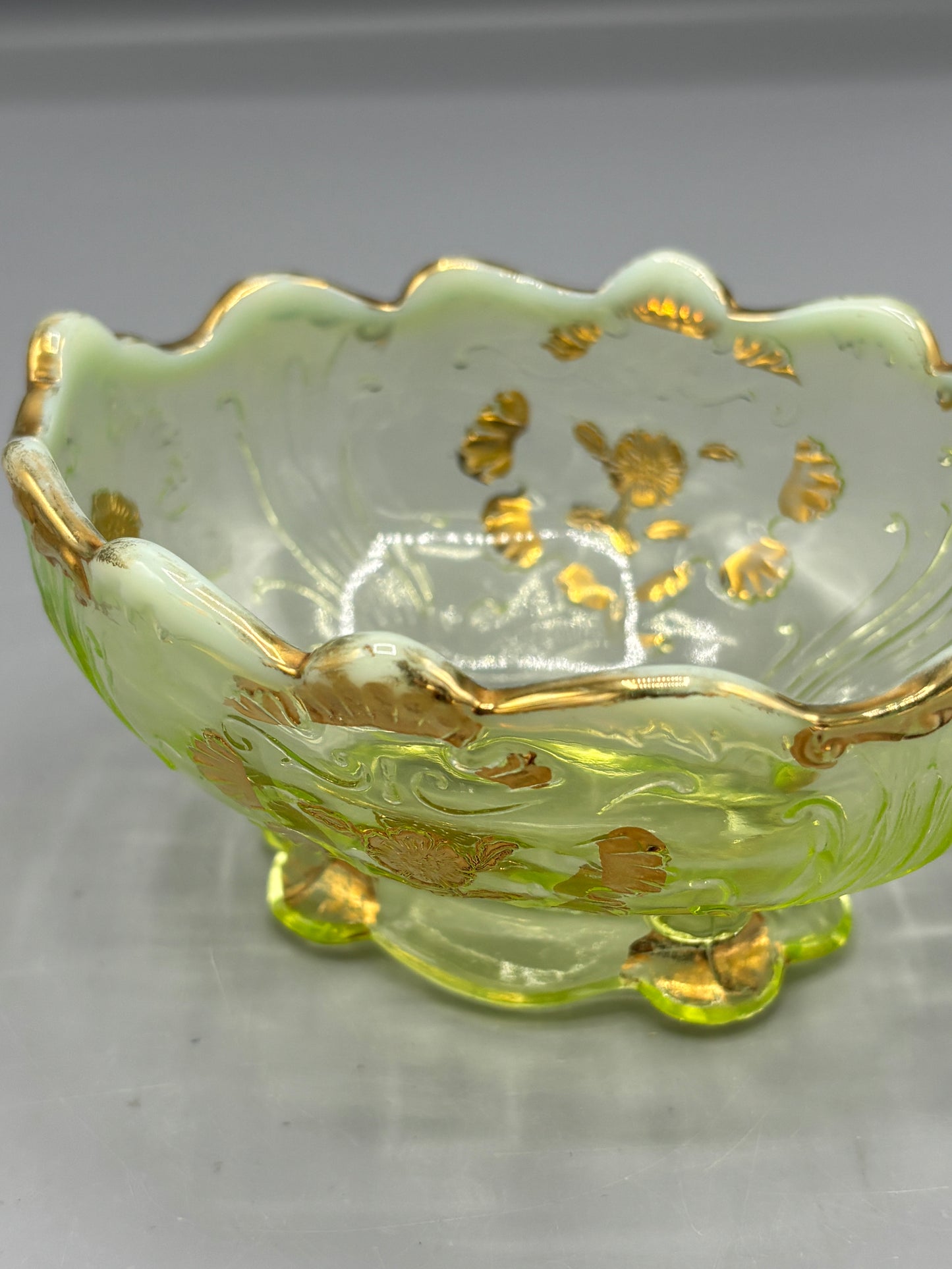 Vintage Vaseline gold trim Opalescent glass bowl