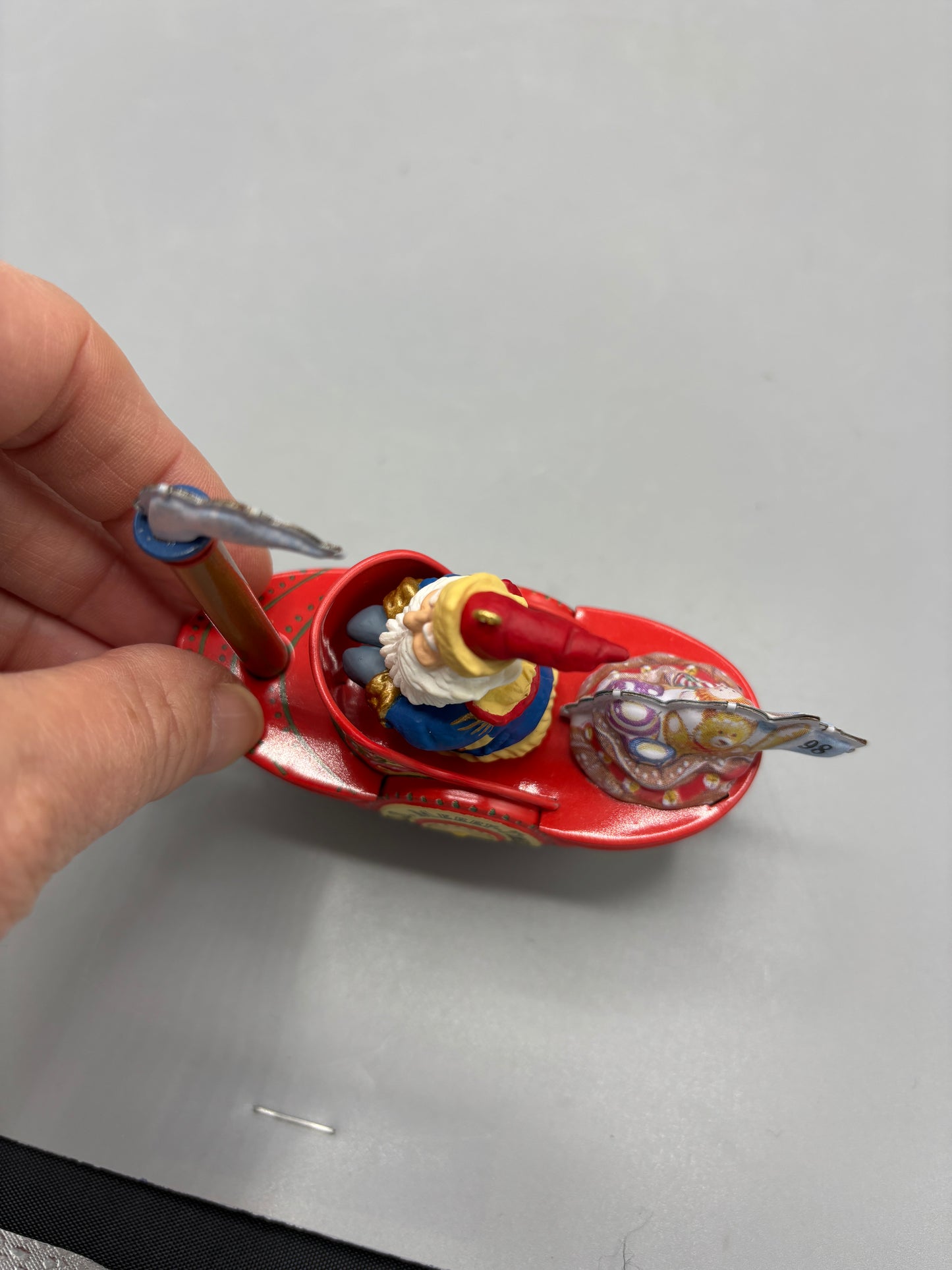 Vintage Hallmark " Cruising into Christmas"