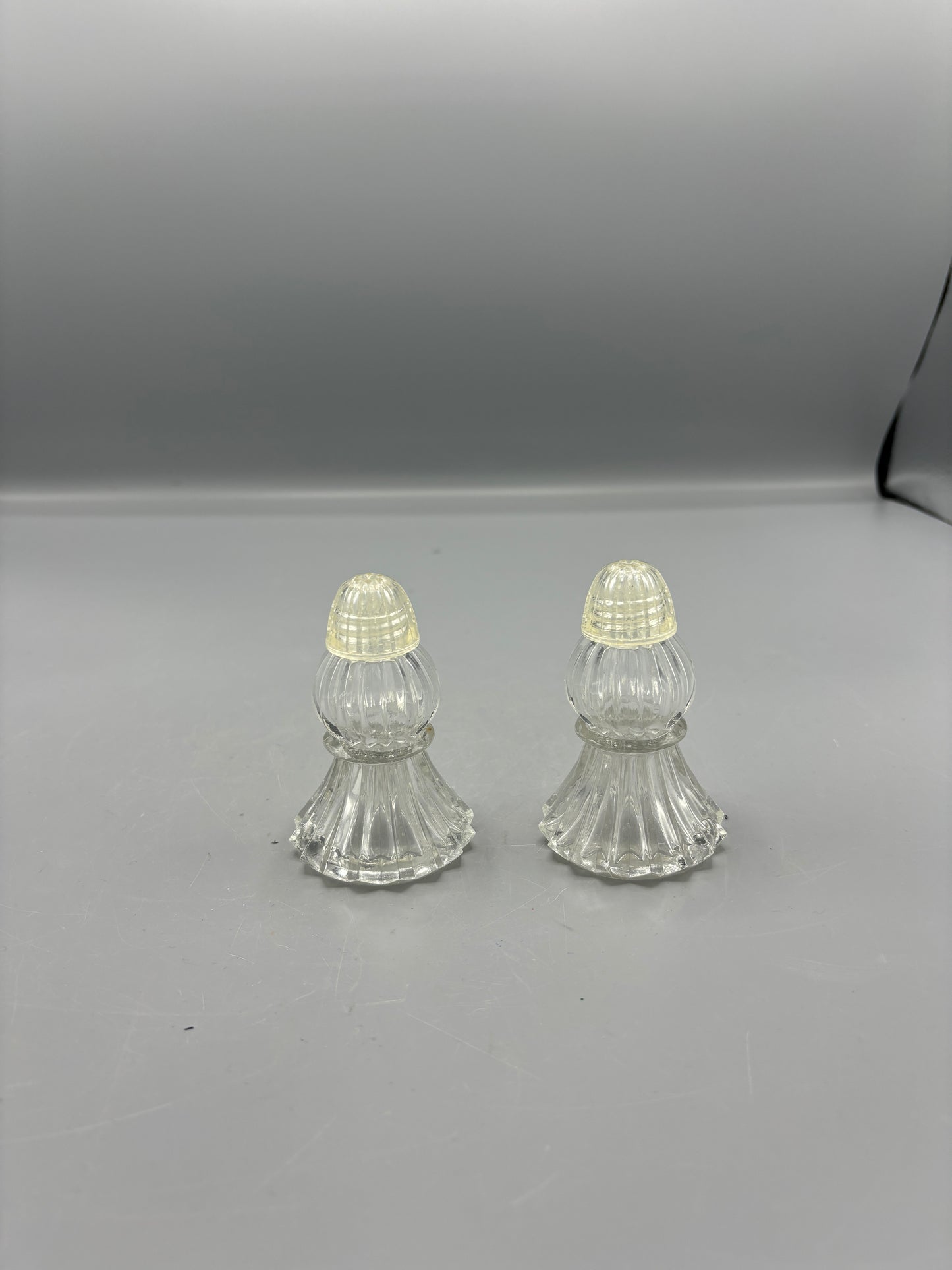 Vintage glass salt & pepper