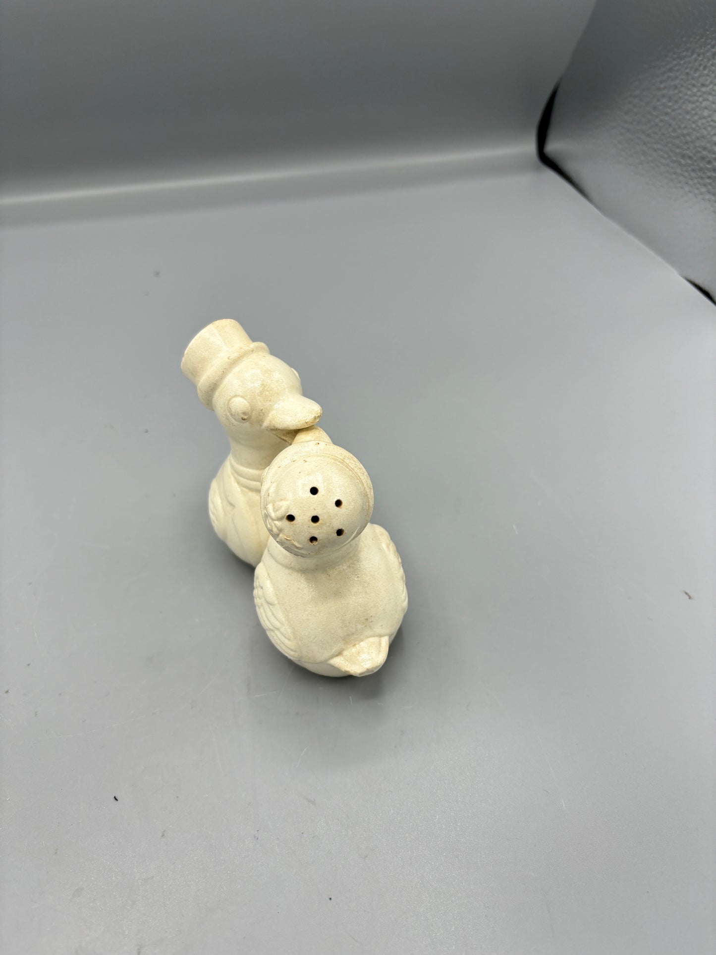 Kissing duck salt & pepper