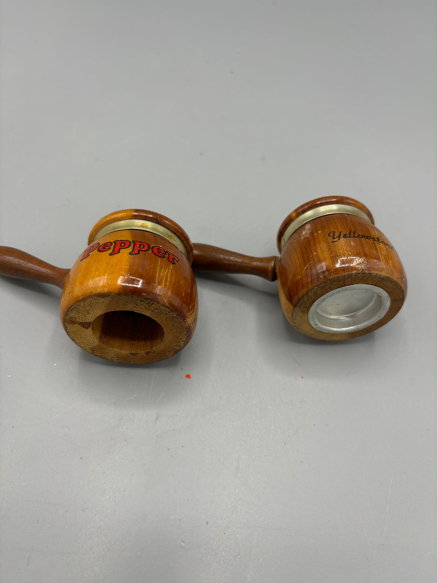 Vintage wood pot salt & pepper