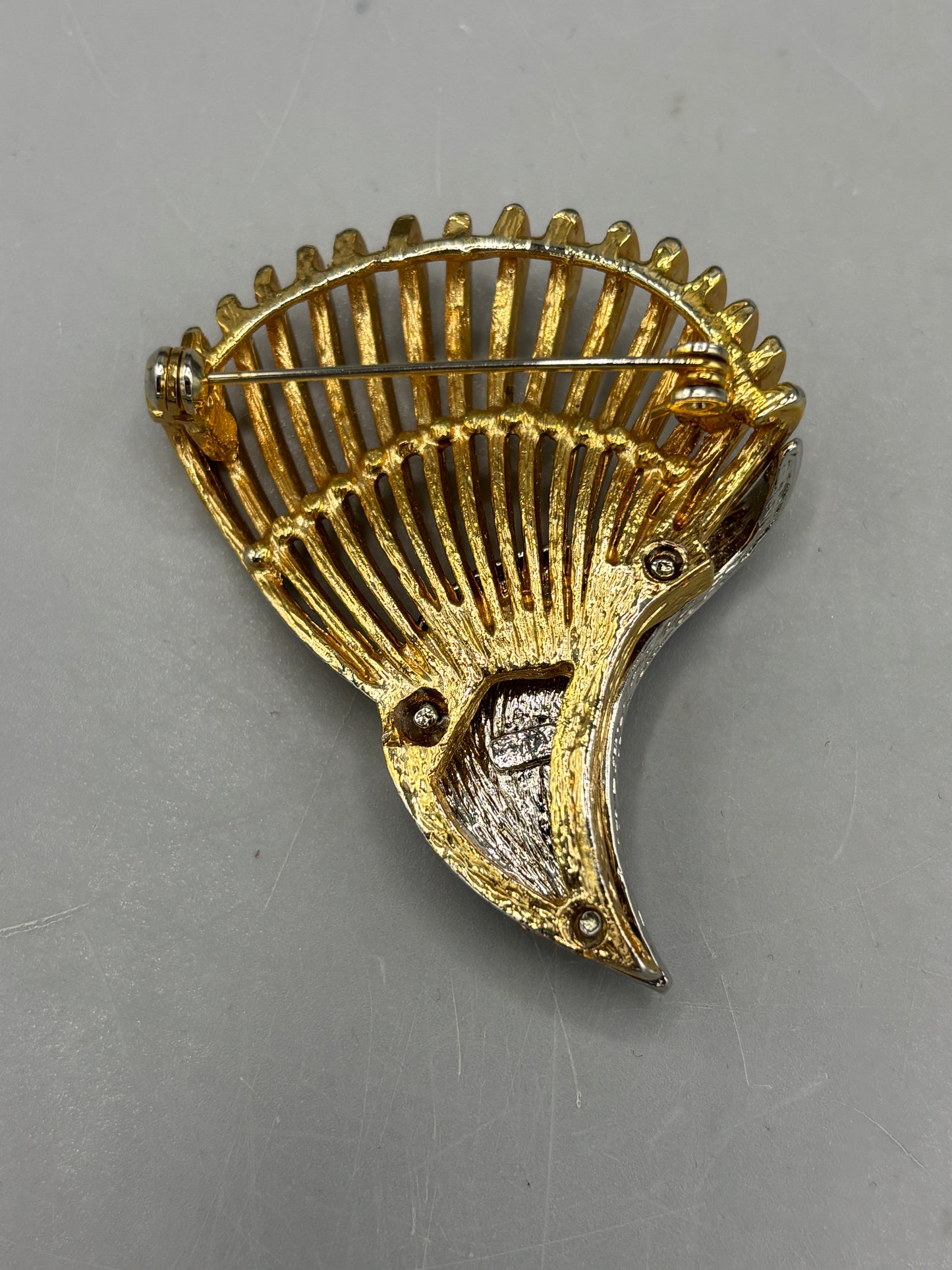 Vintage Ledo rhinestone brooch