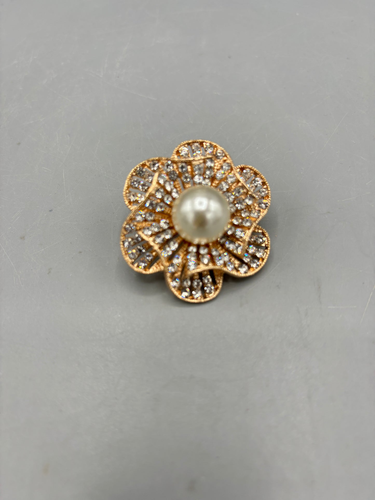 Rare gold faux pearl rhinestone brooch