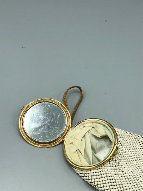 Vintage mesh bracket & wallet