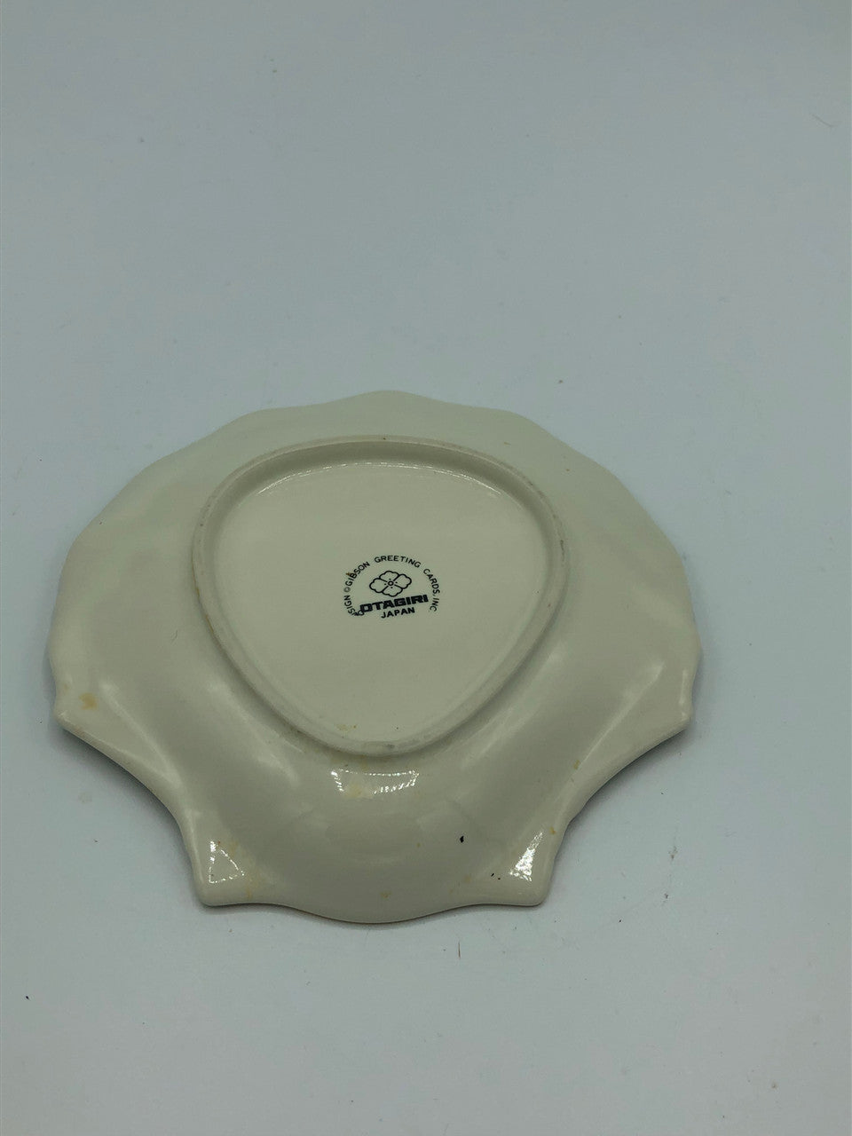 Otagiri Scallop Shell with bird