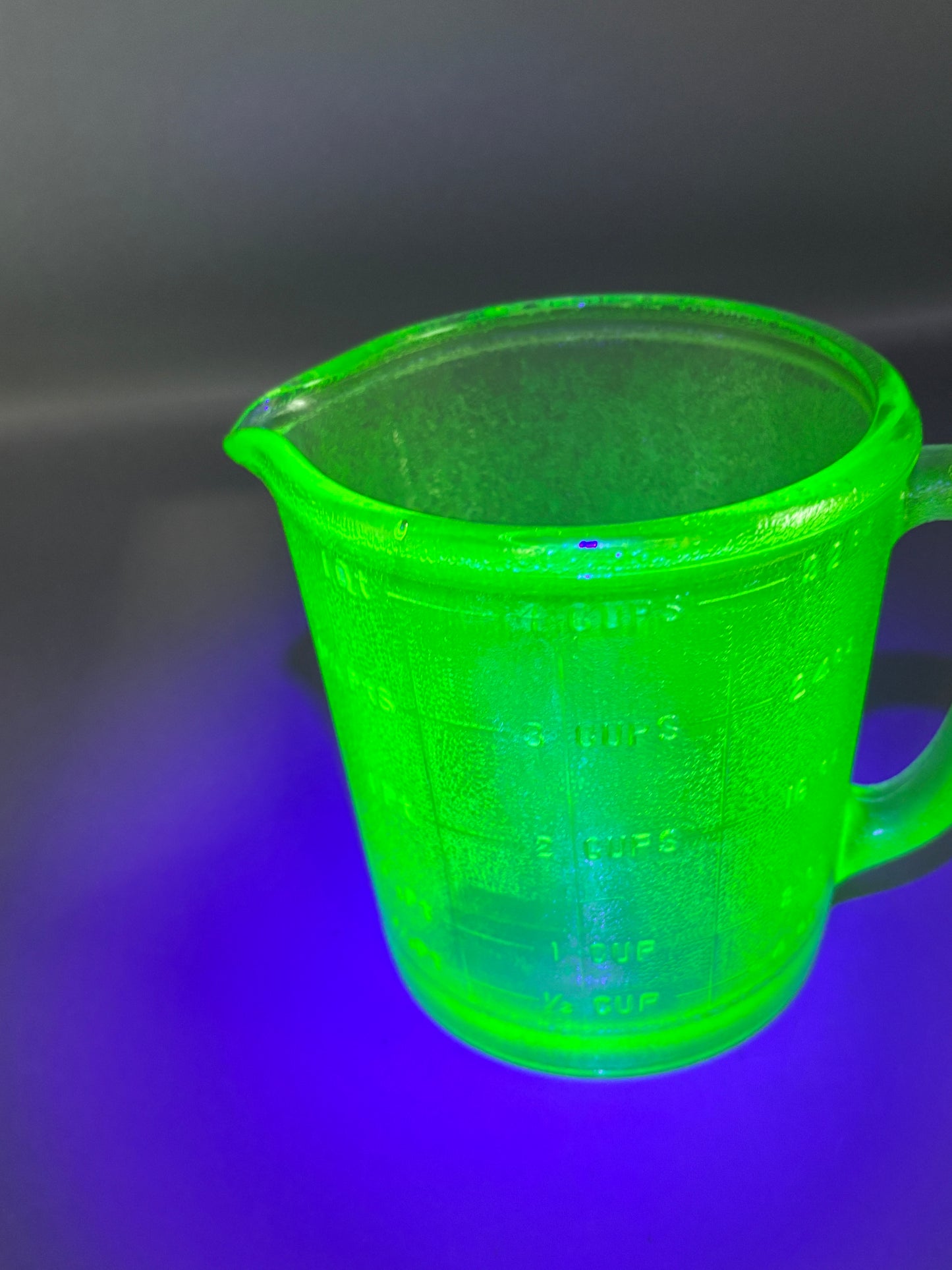 Depression green 4 cup measuring cup
