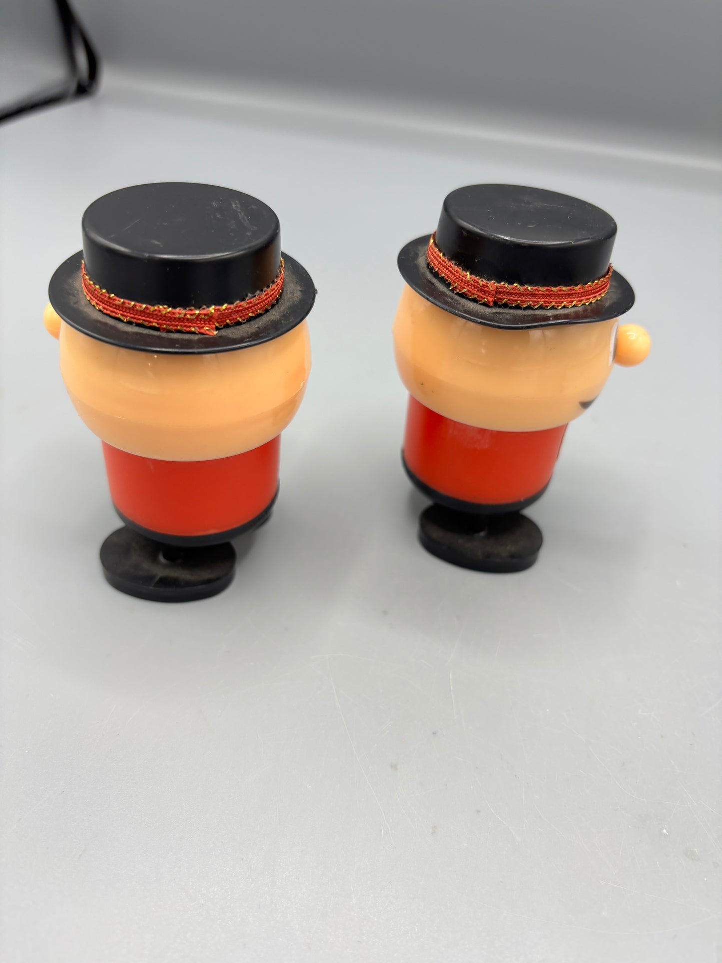 Vintage Beefeater Guards Salt & Pepper