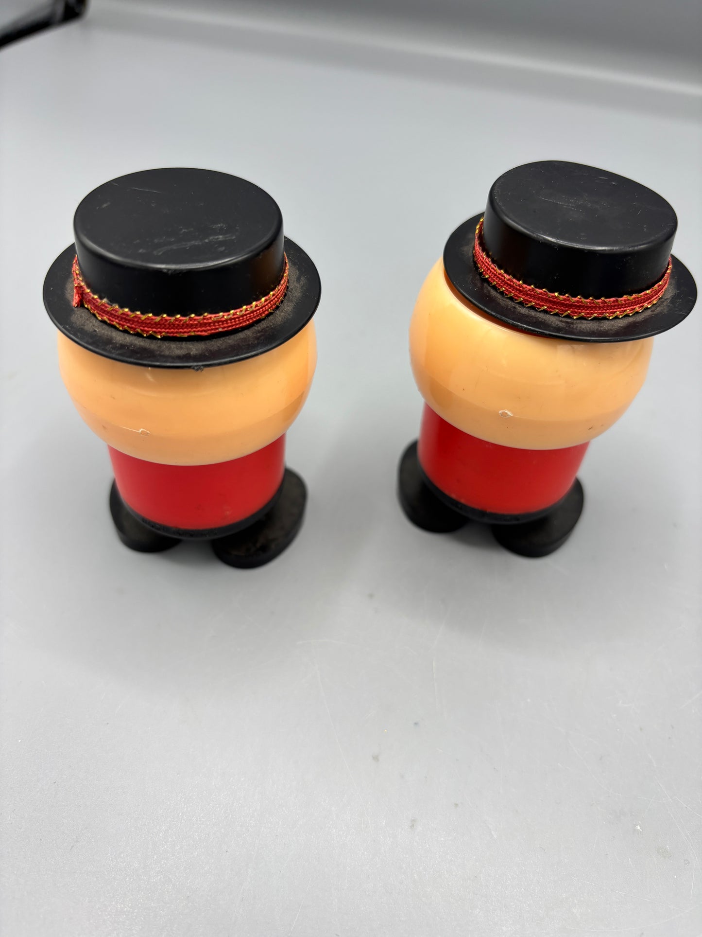 Vintage Beefeater Guards Salt & Pepper