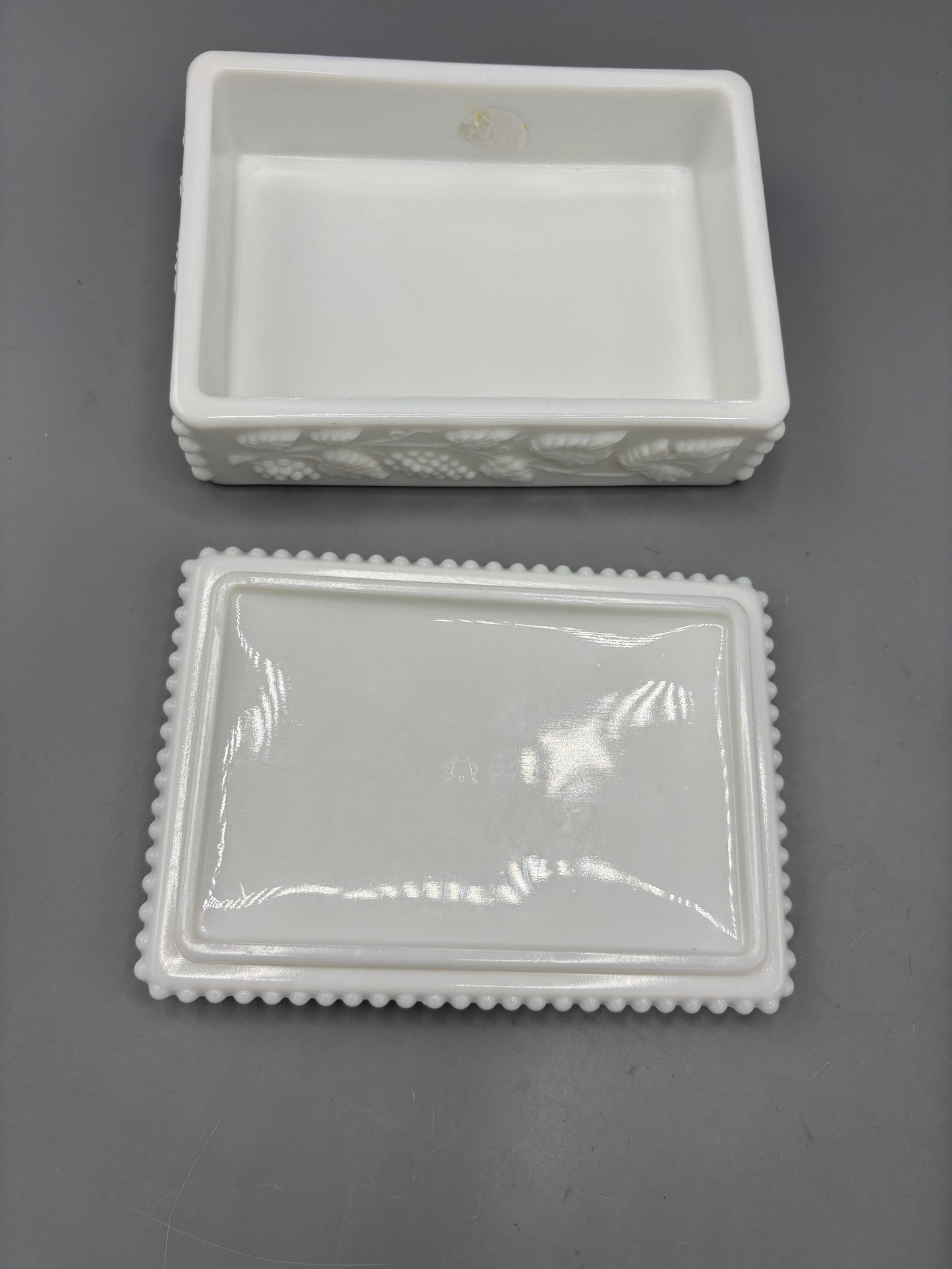 Westmoreland beaded Milk glass grape cigarette box