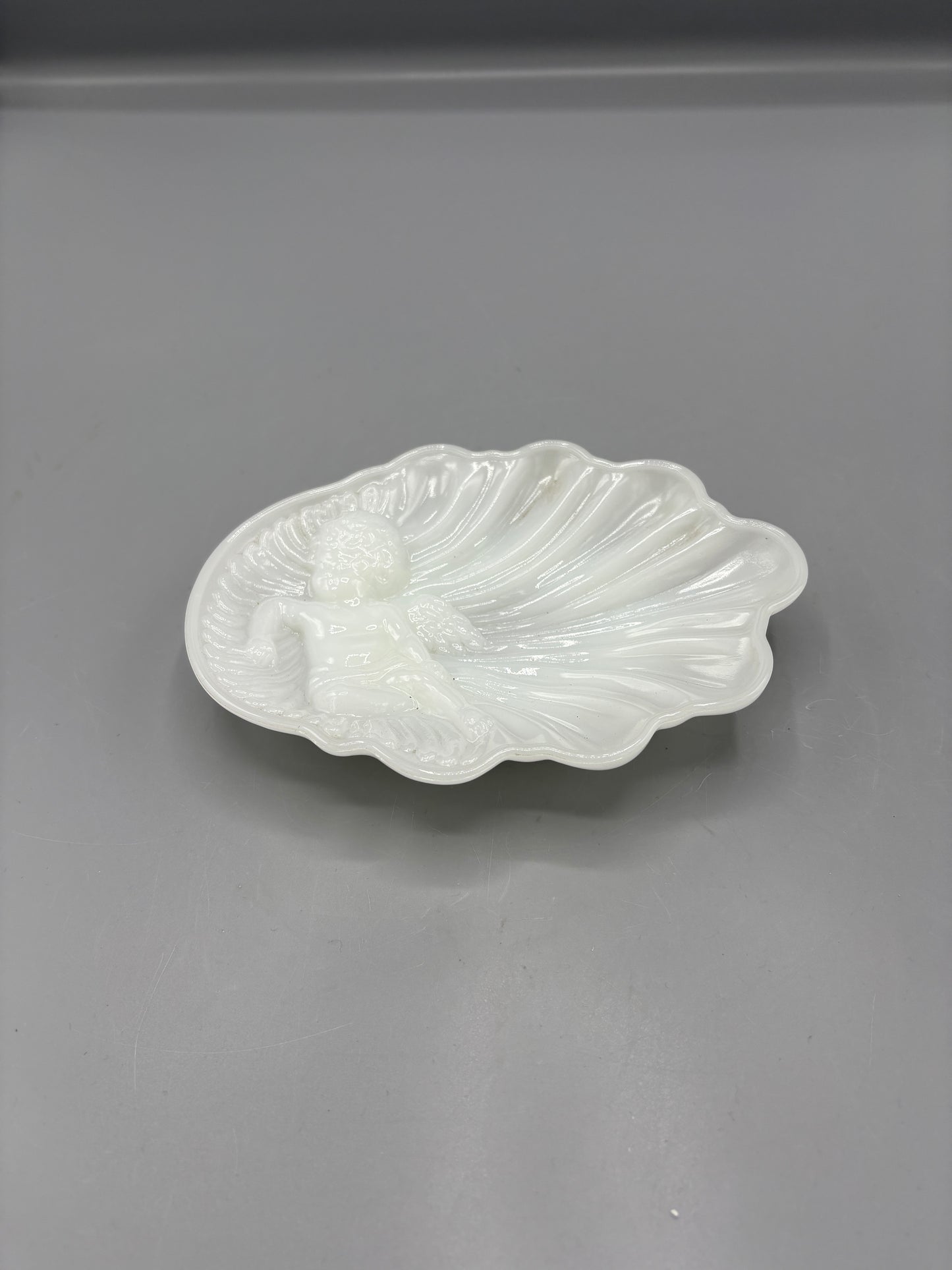 Vintage Avon Cherub Angel Soap Dish
