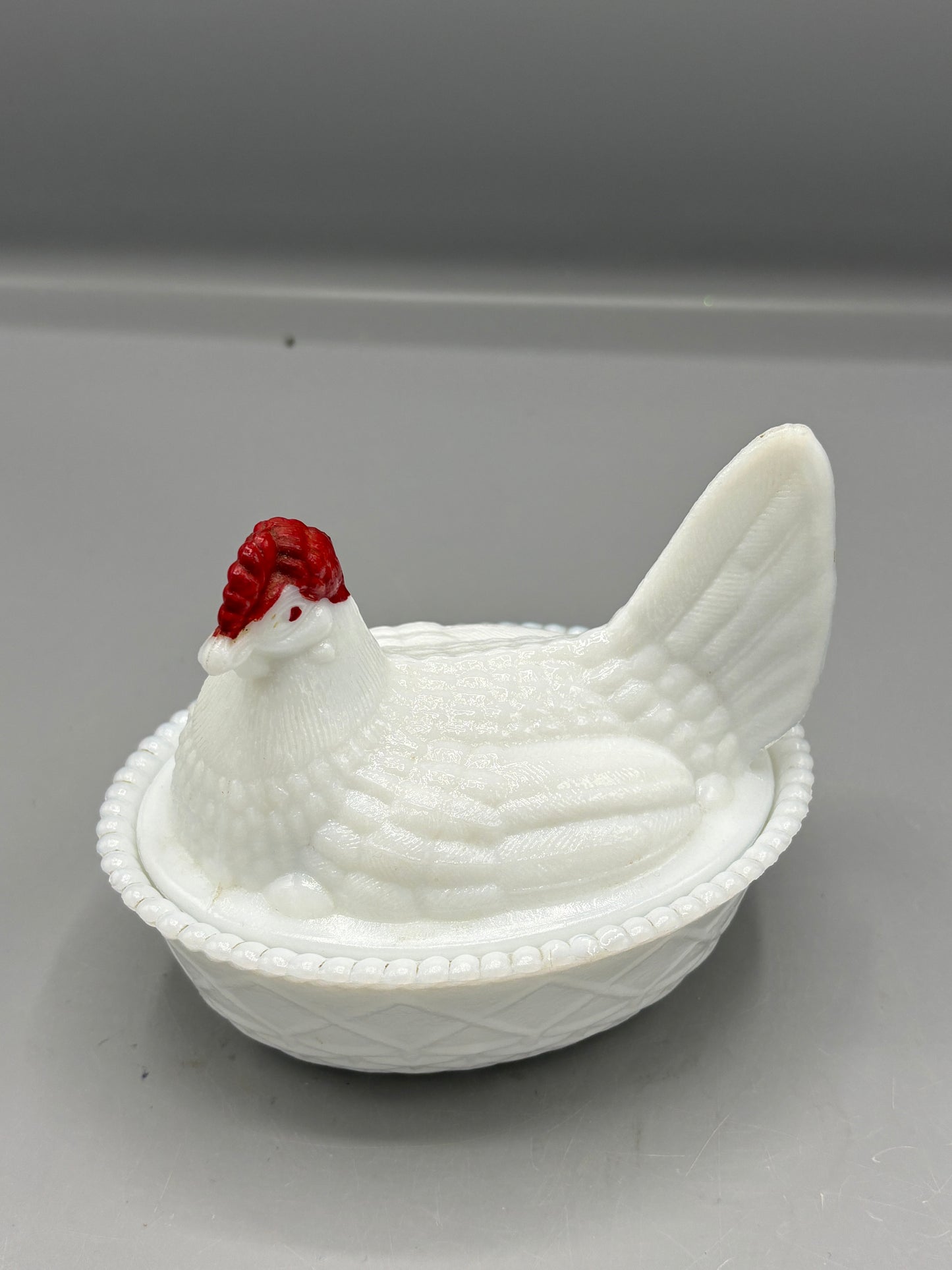 Vintage Westmoreland milk glass Hen on Nest