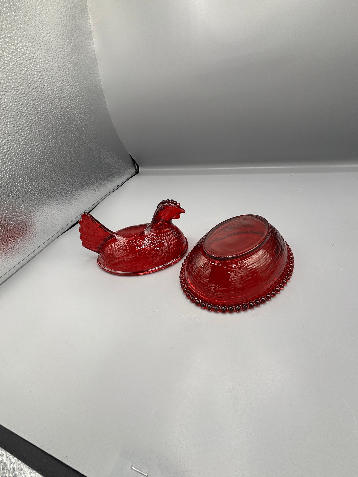 Vintage Indianna glass Ruby red glass hen on nest