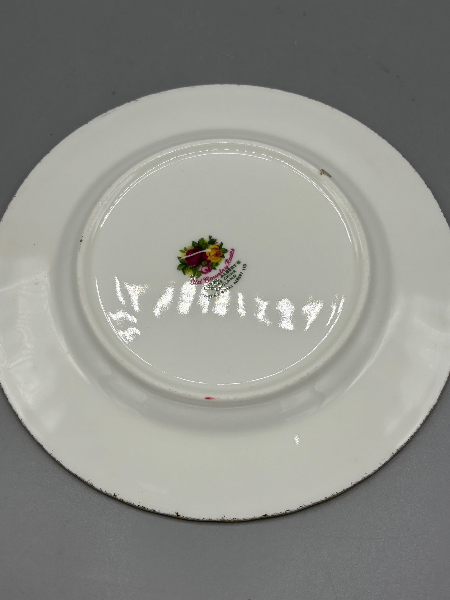 Old Country Rose royal Albert bread & butter plate