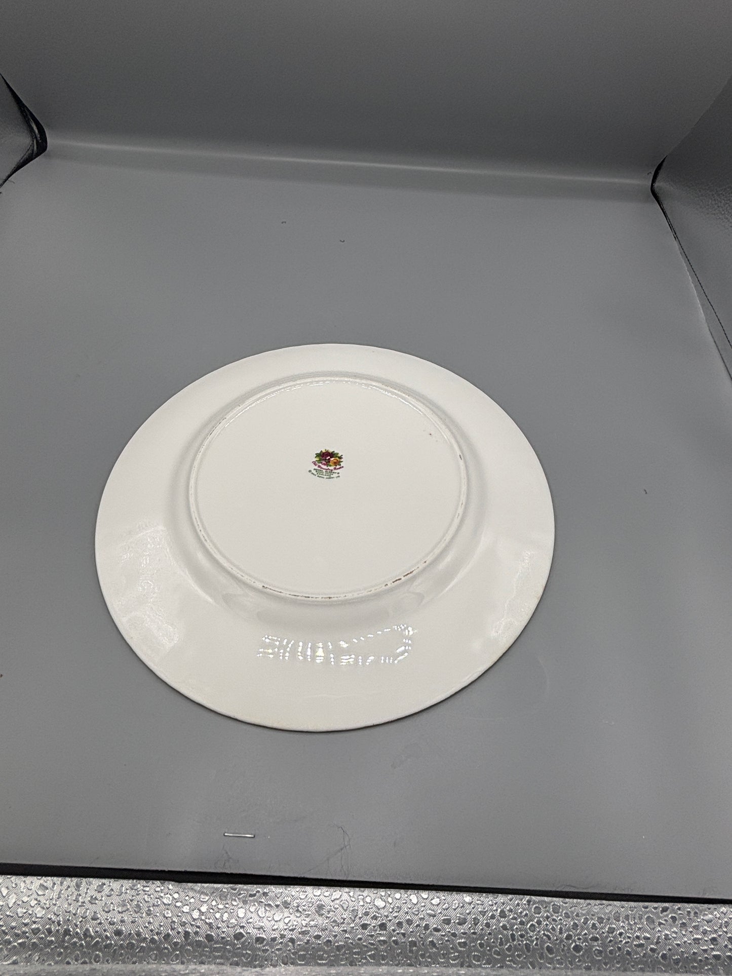 Old Country Rose Royal Albert dinner plates