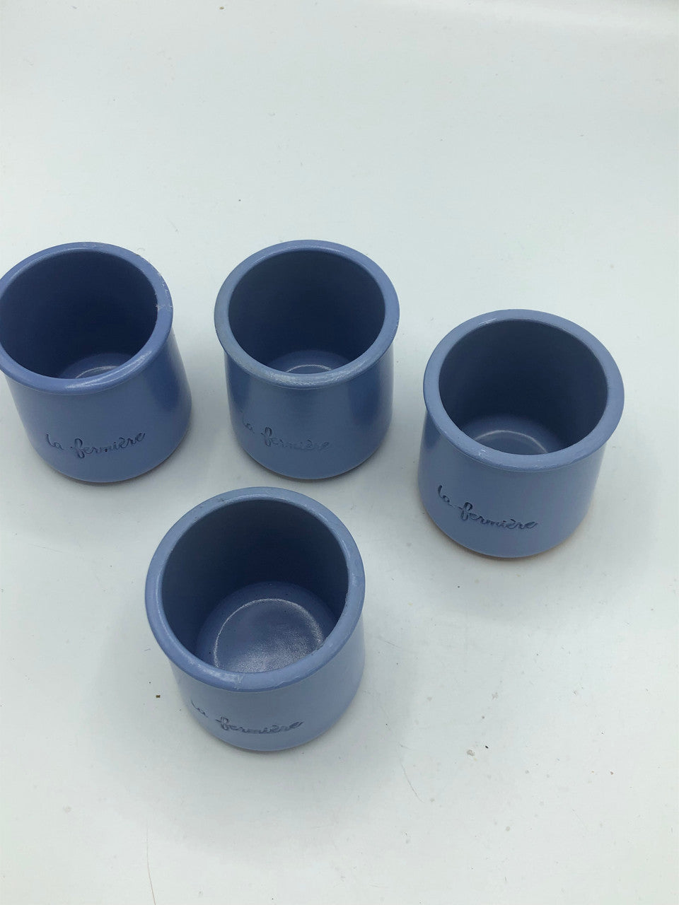 "La Fermiere" blue cups