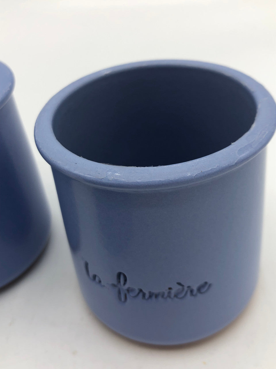 "La Fermiere" blue cups