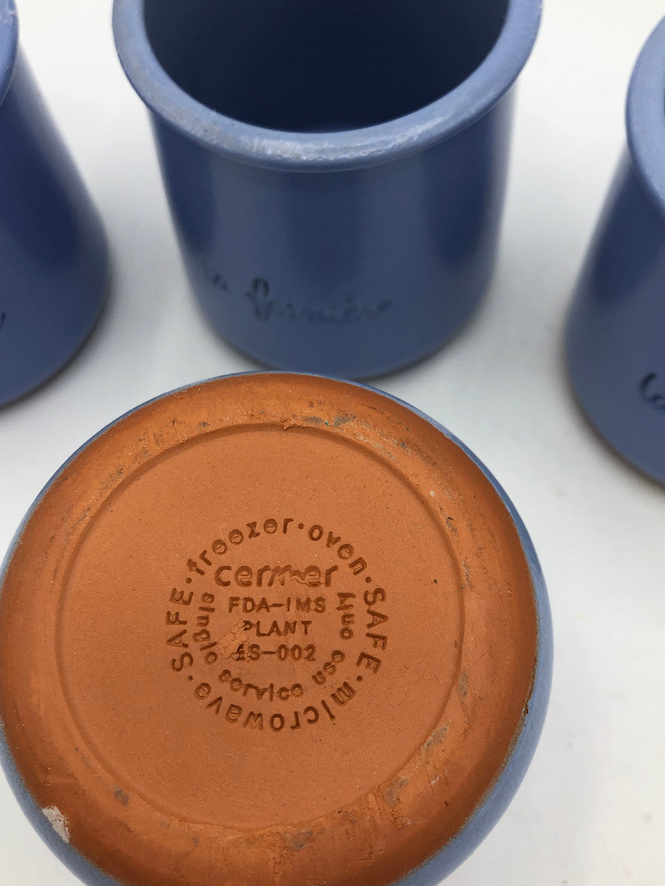"La Fermiere" blue cups