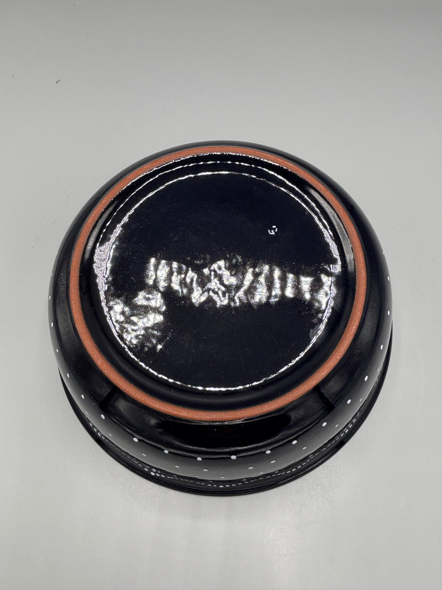 Ceramic serving bowl