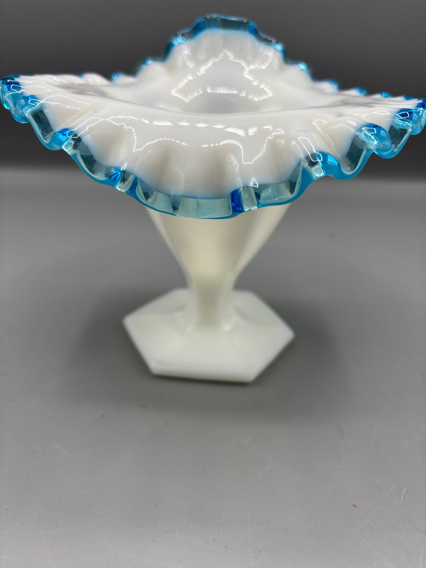 Fenton white tulip vase