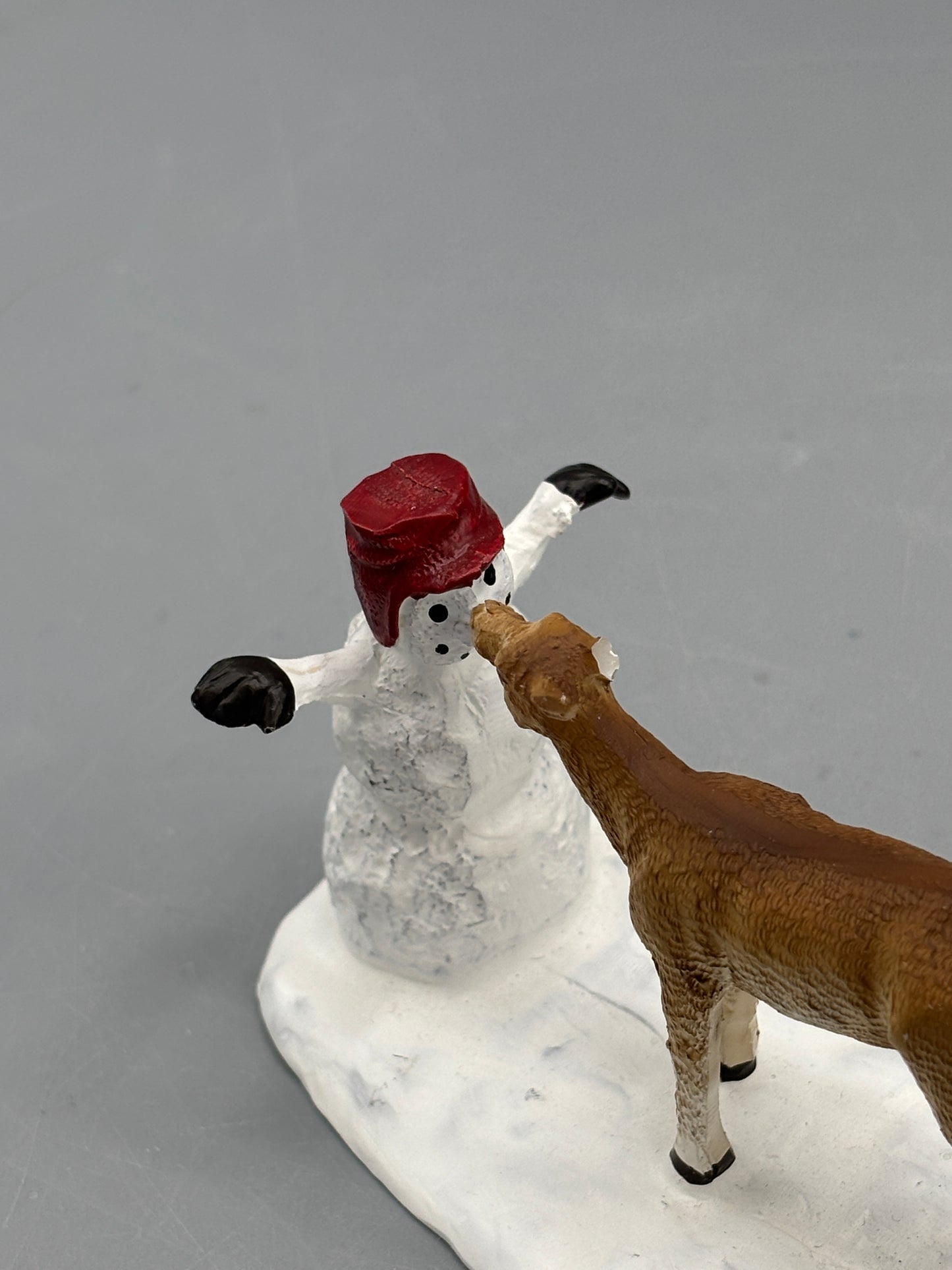 Fine feathered friends Deer & Snowman