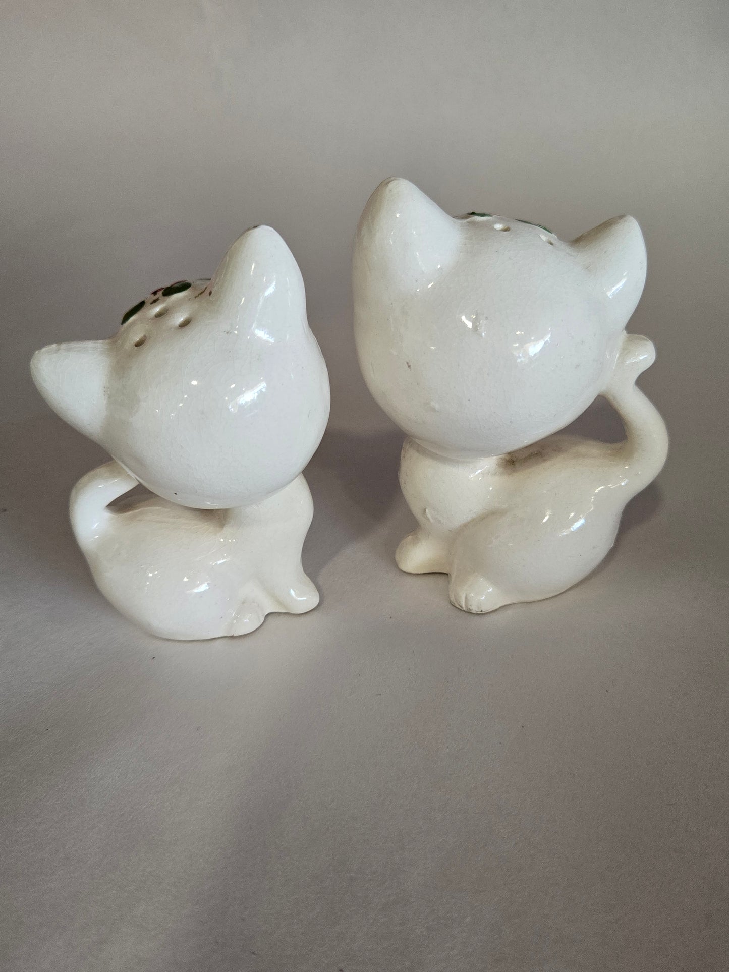 Rare Norcrest Christmas Kitty salt & pepper