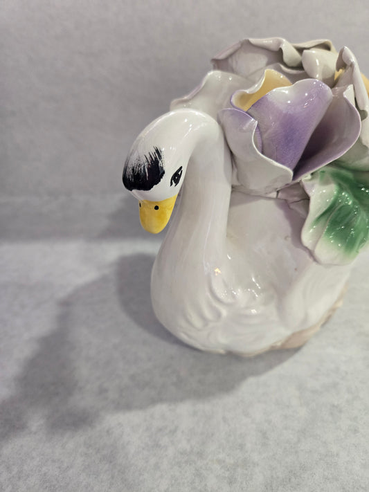 Capodimonte Swan with Three Roses